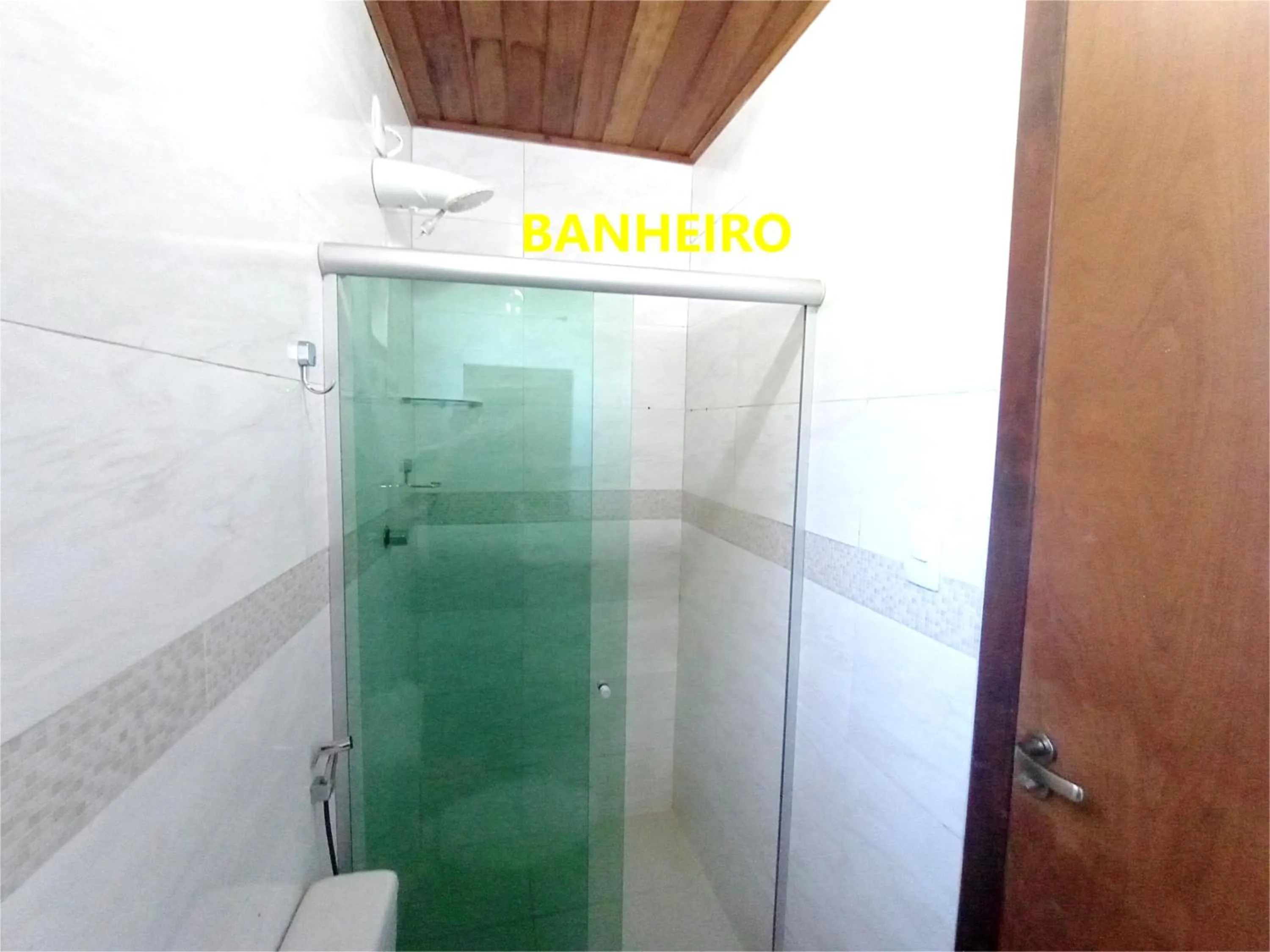 Shower in Pousada Lagoa Flat