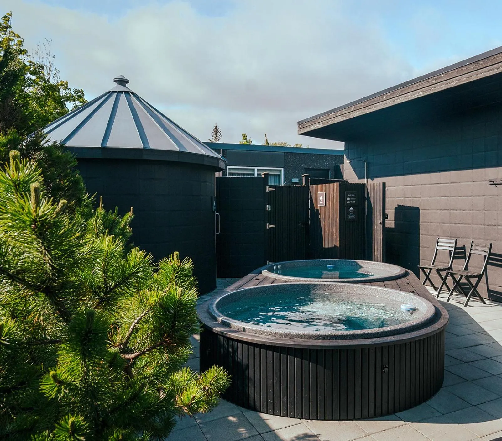 Hot Tub in INNI - Boutique apartments