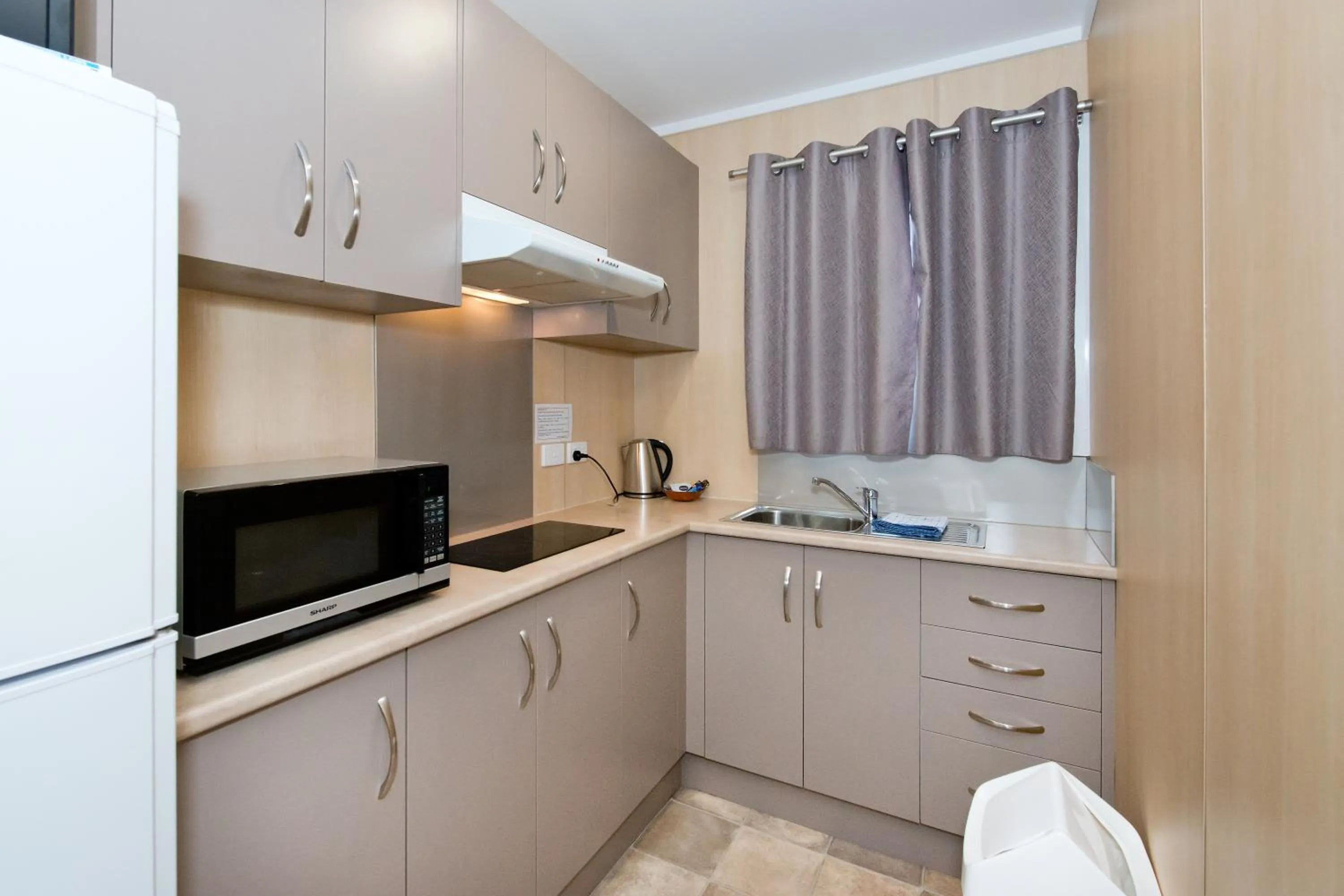 Kitchen or kitchenette in Paringa Caravan Park