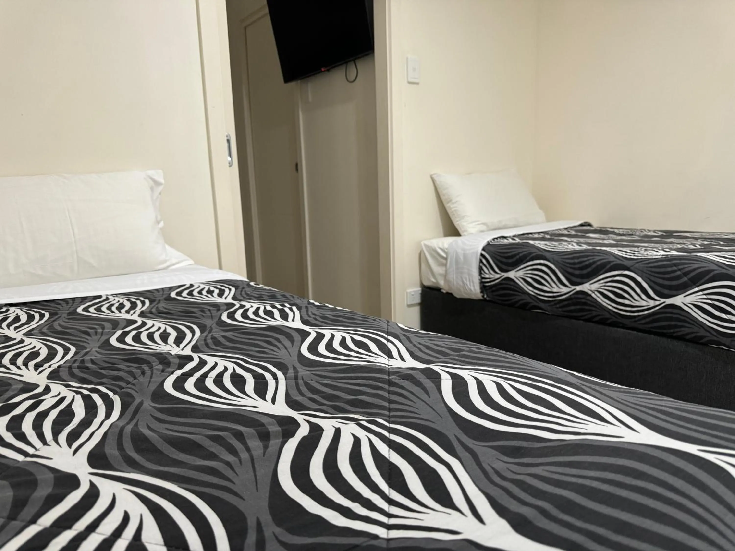 Bed in Paringa Caravan Park