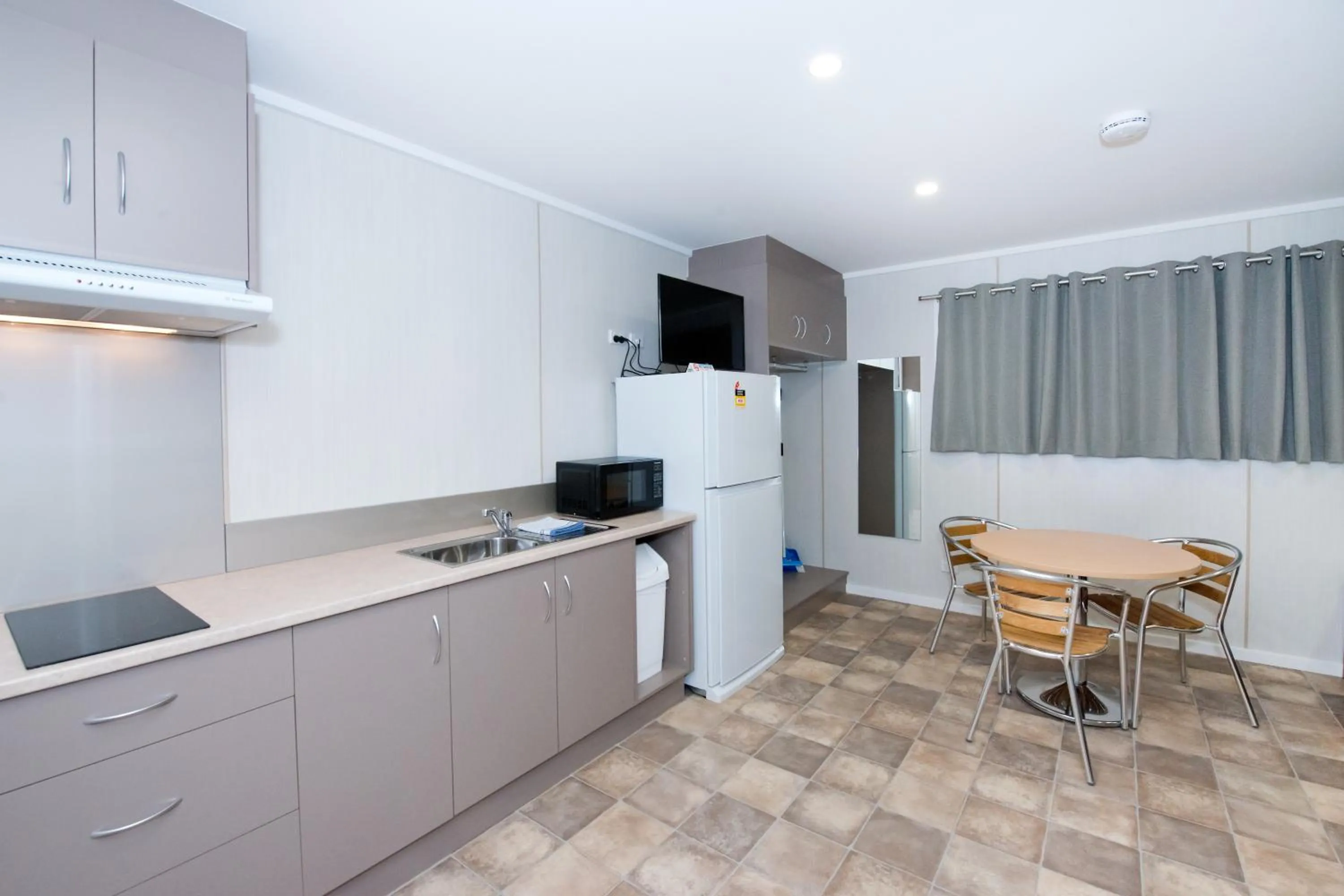 Kitchen or kitchenette in Paringa Caravan Park