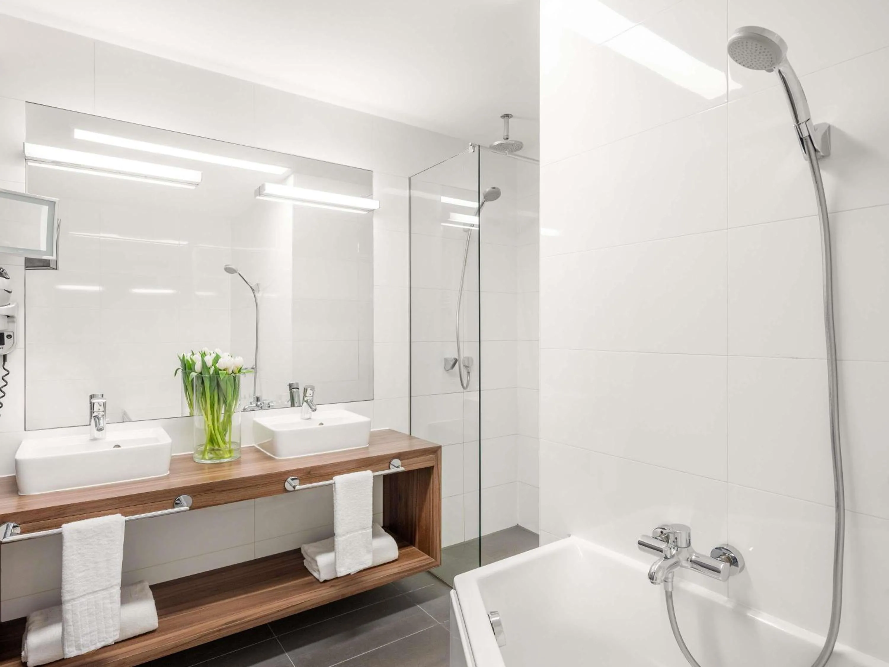 Bedroom in Nemzeti Hotel Budapest - MGallery Collection