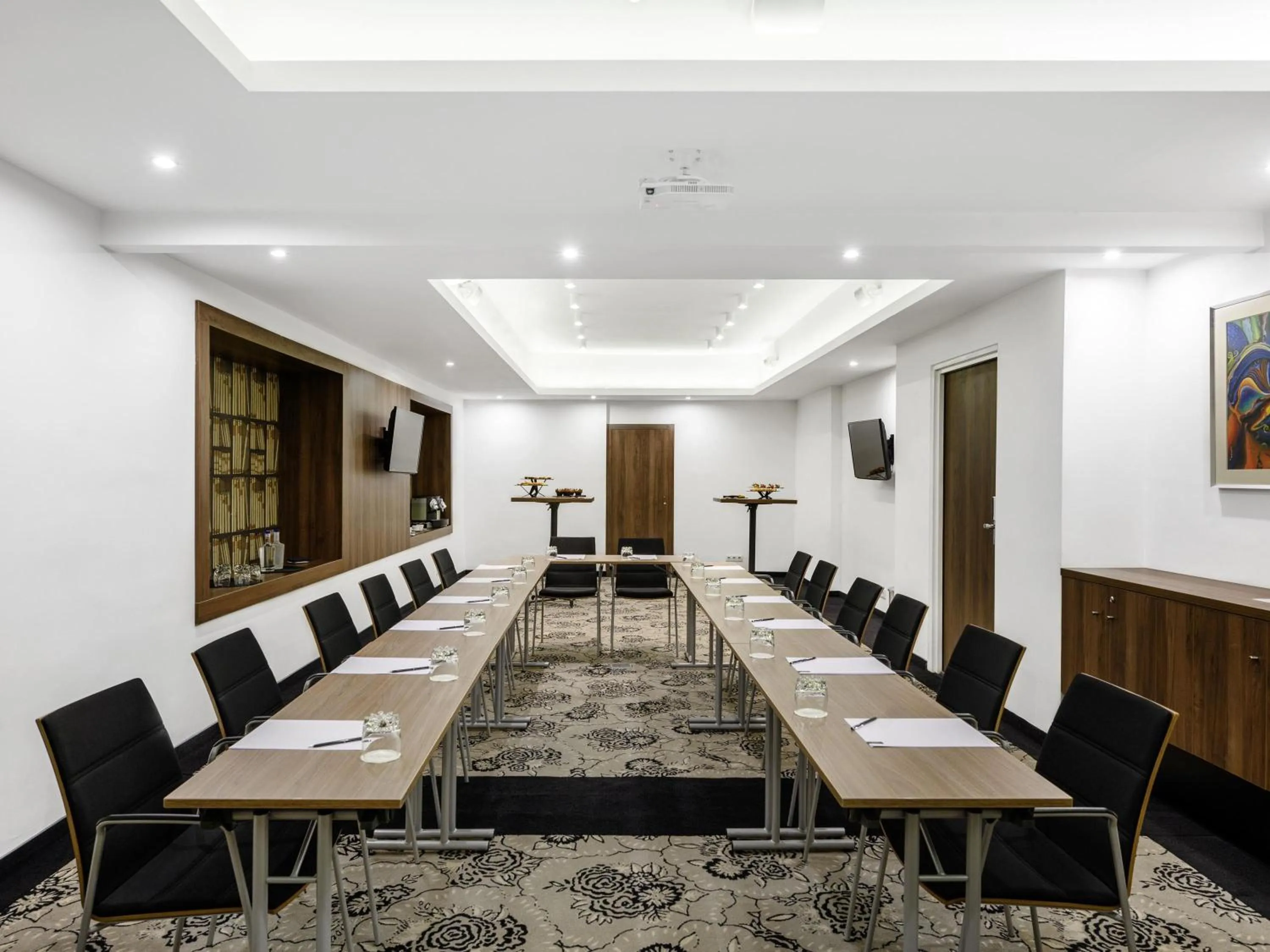 Meeting/conference room in Nemzeti Hotel Budapest - MGallery Collection