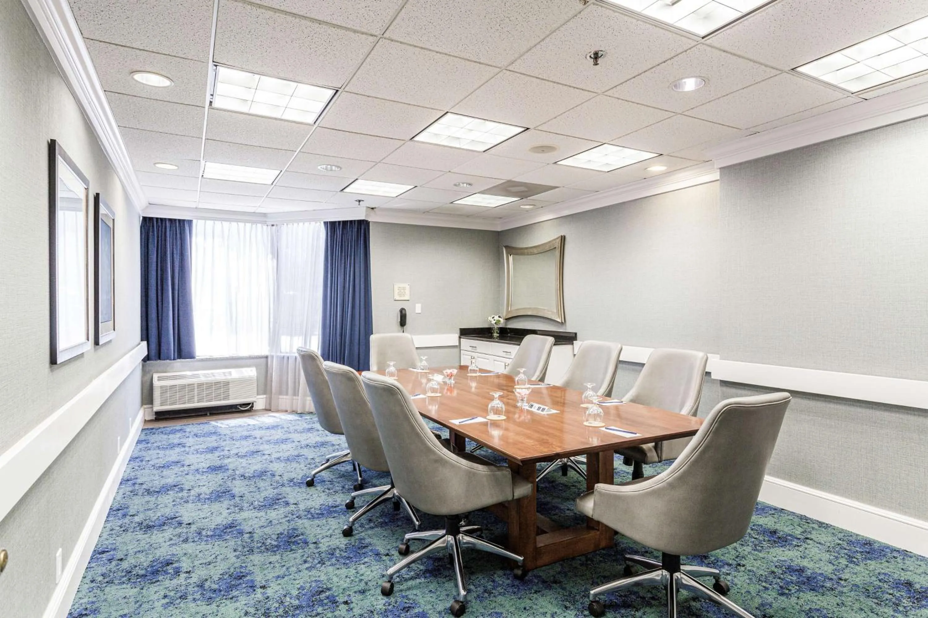 Meeting/conference room in DoubleTree by Hilton Memphis