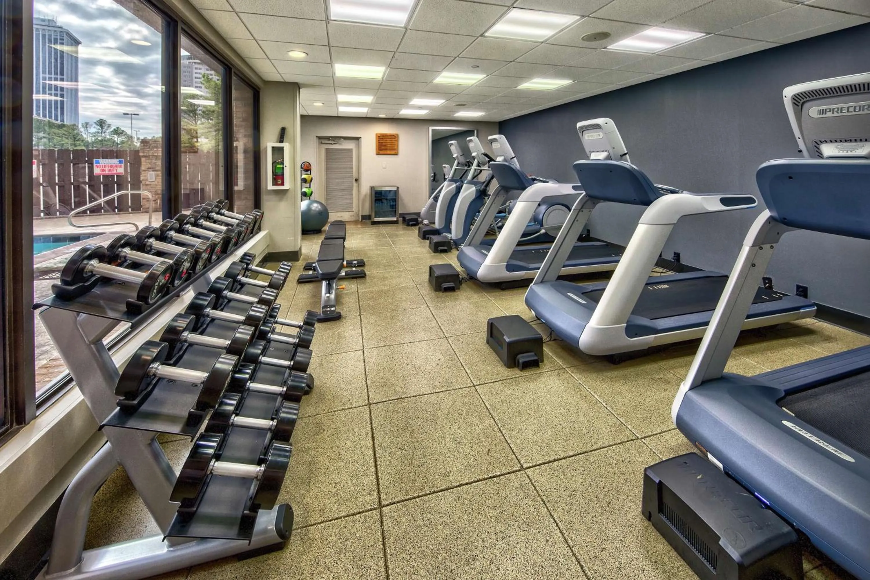 Fitness centre/facilities in DoubleTree by Hilton Memphis