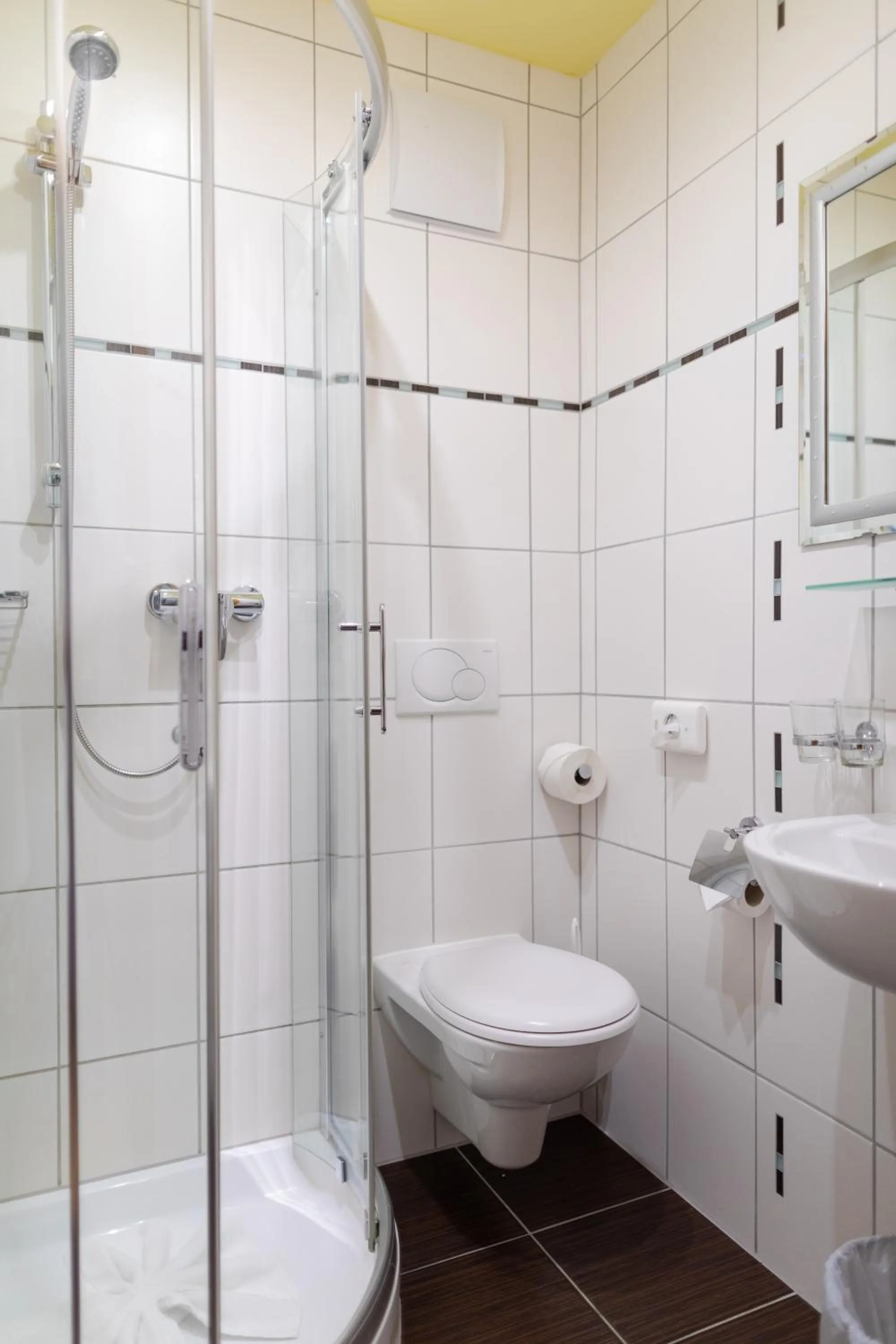 Shower in Hotel HAAS