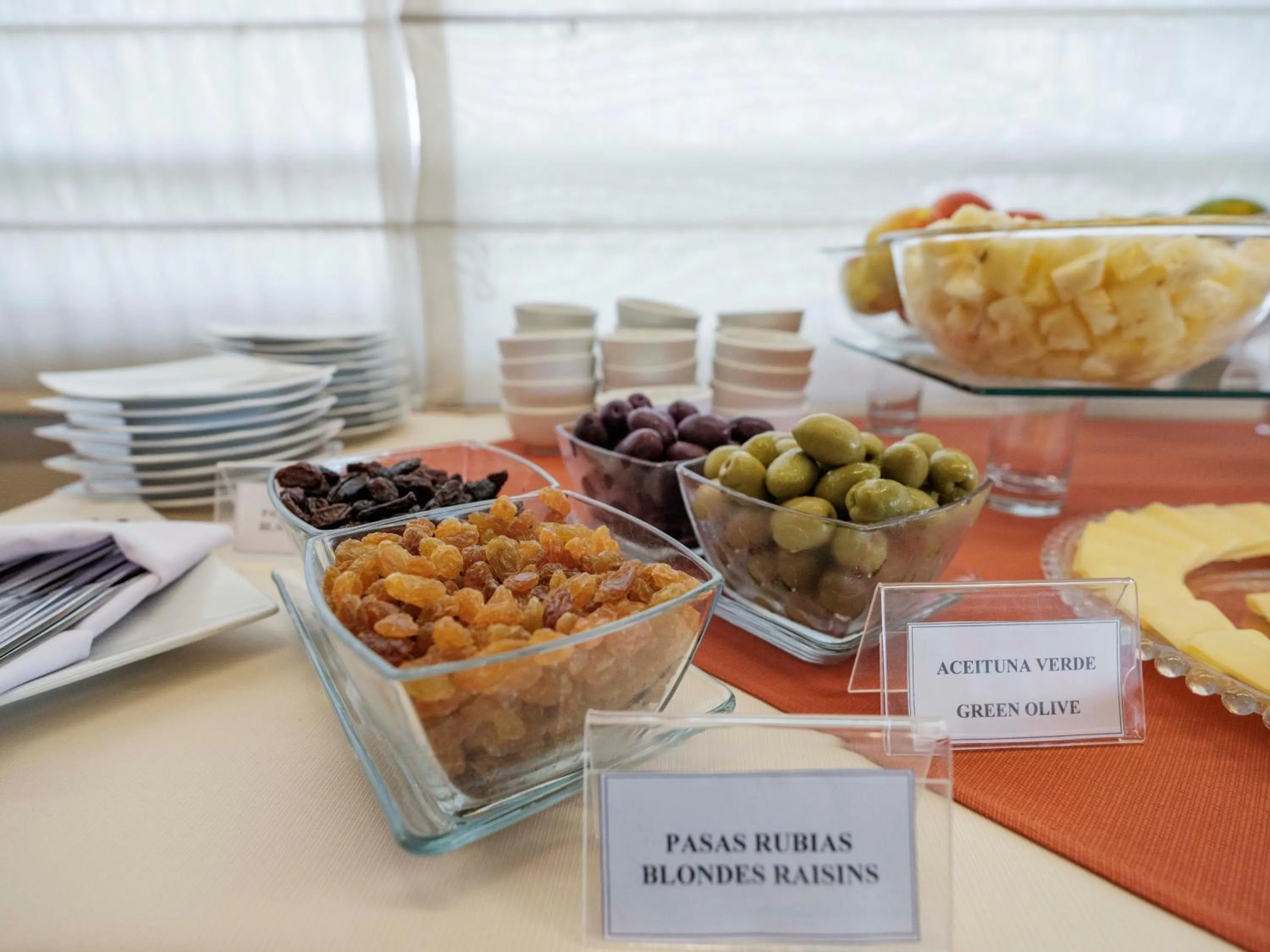 Buffet breakfast in Qorianka Hotel