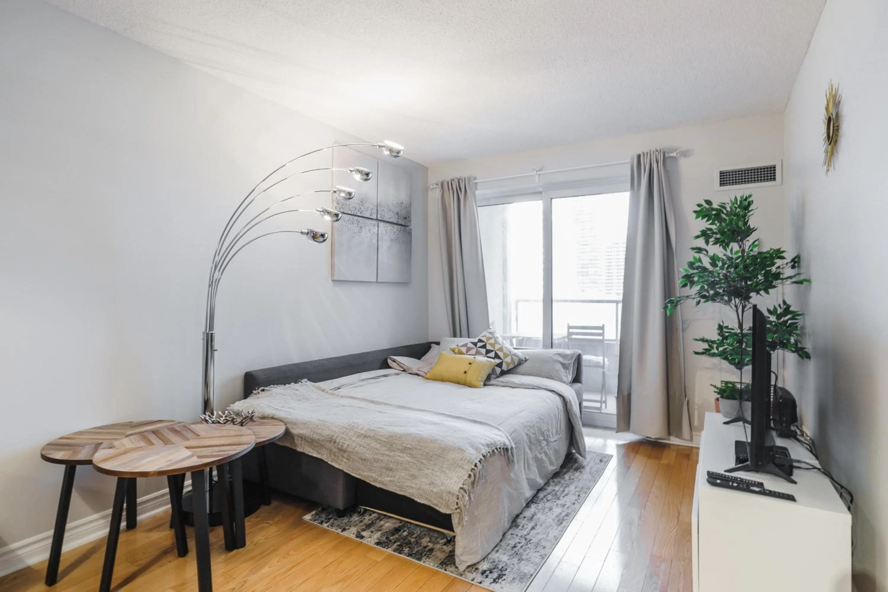 Bed in AOC Suites - Heart of Downtown Condo