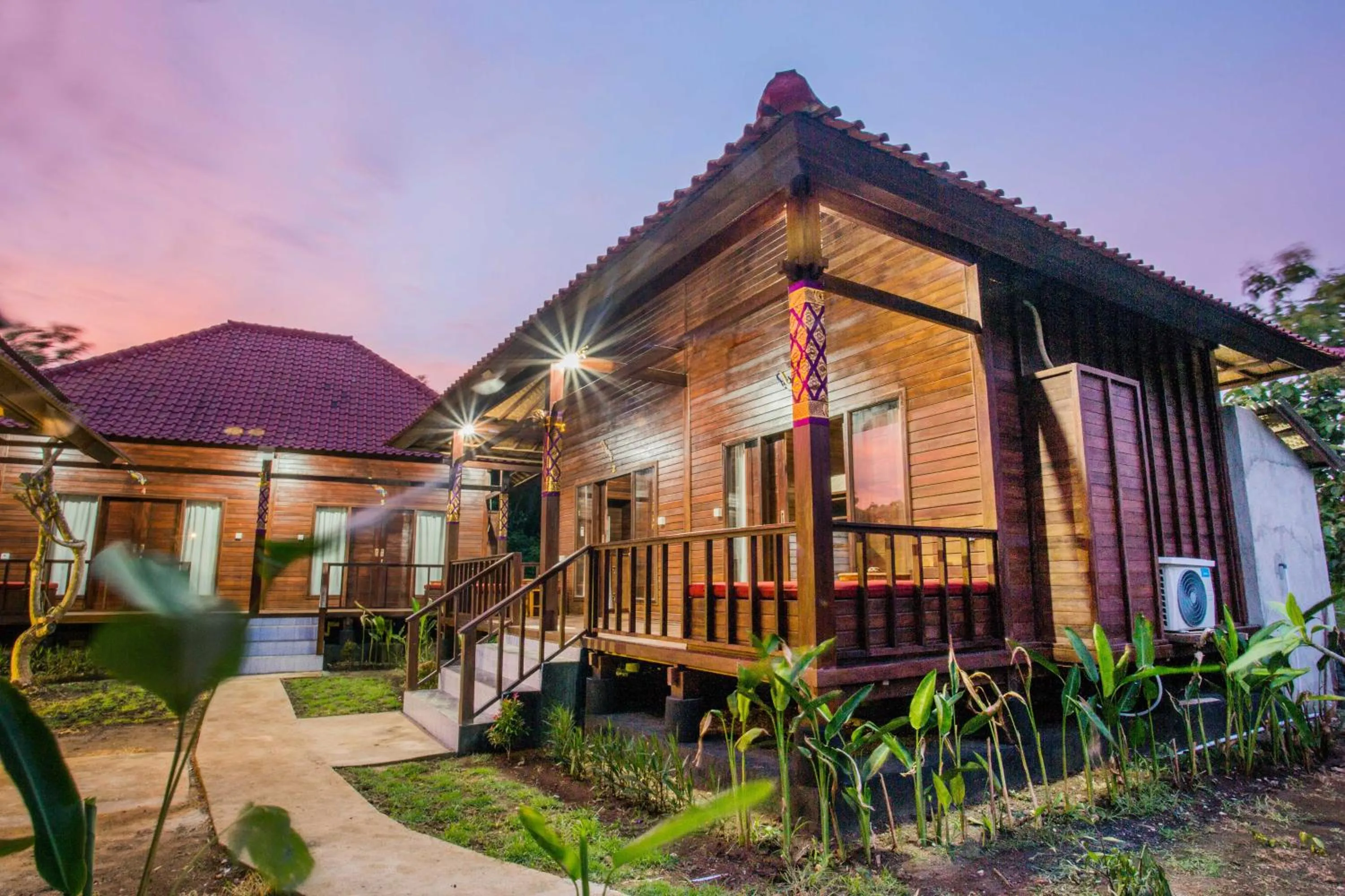 Property building in Uma Hostel Lembongan