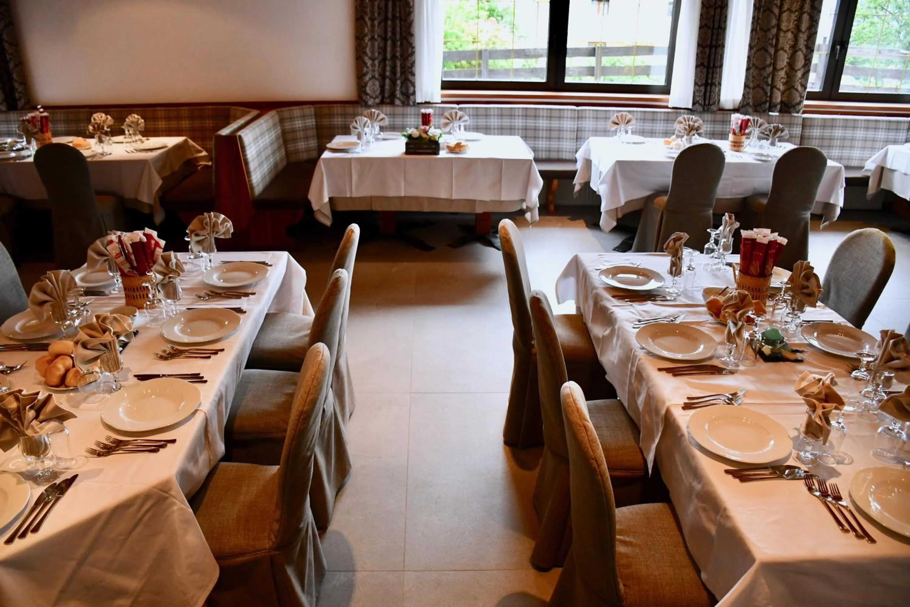 Continental breakfast in Hotel Alpenrose Wellness