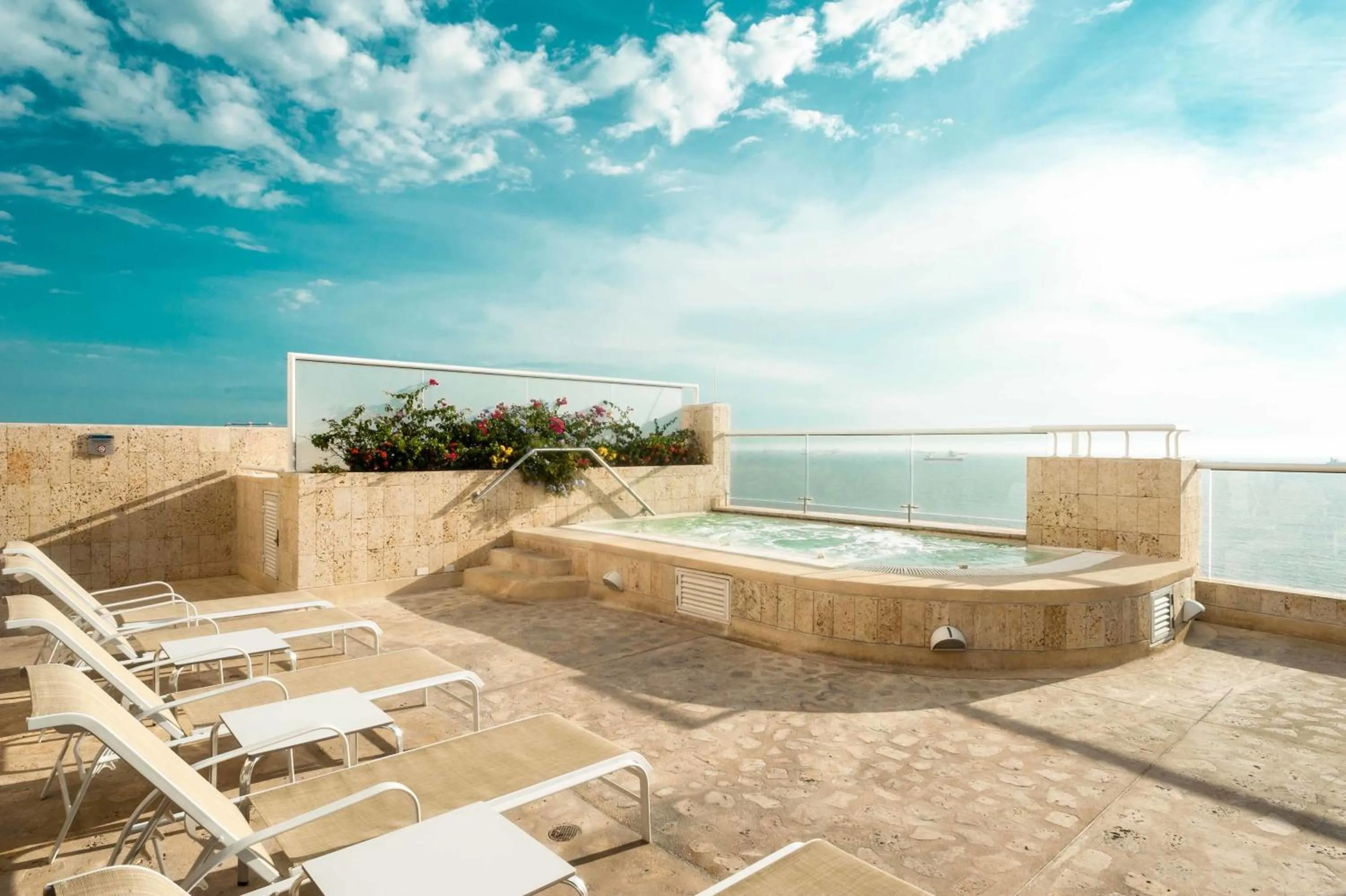 Day in Hotel Irotama del Mar