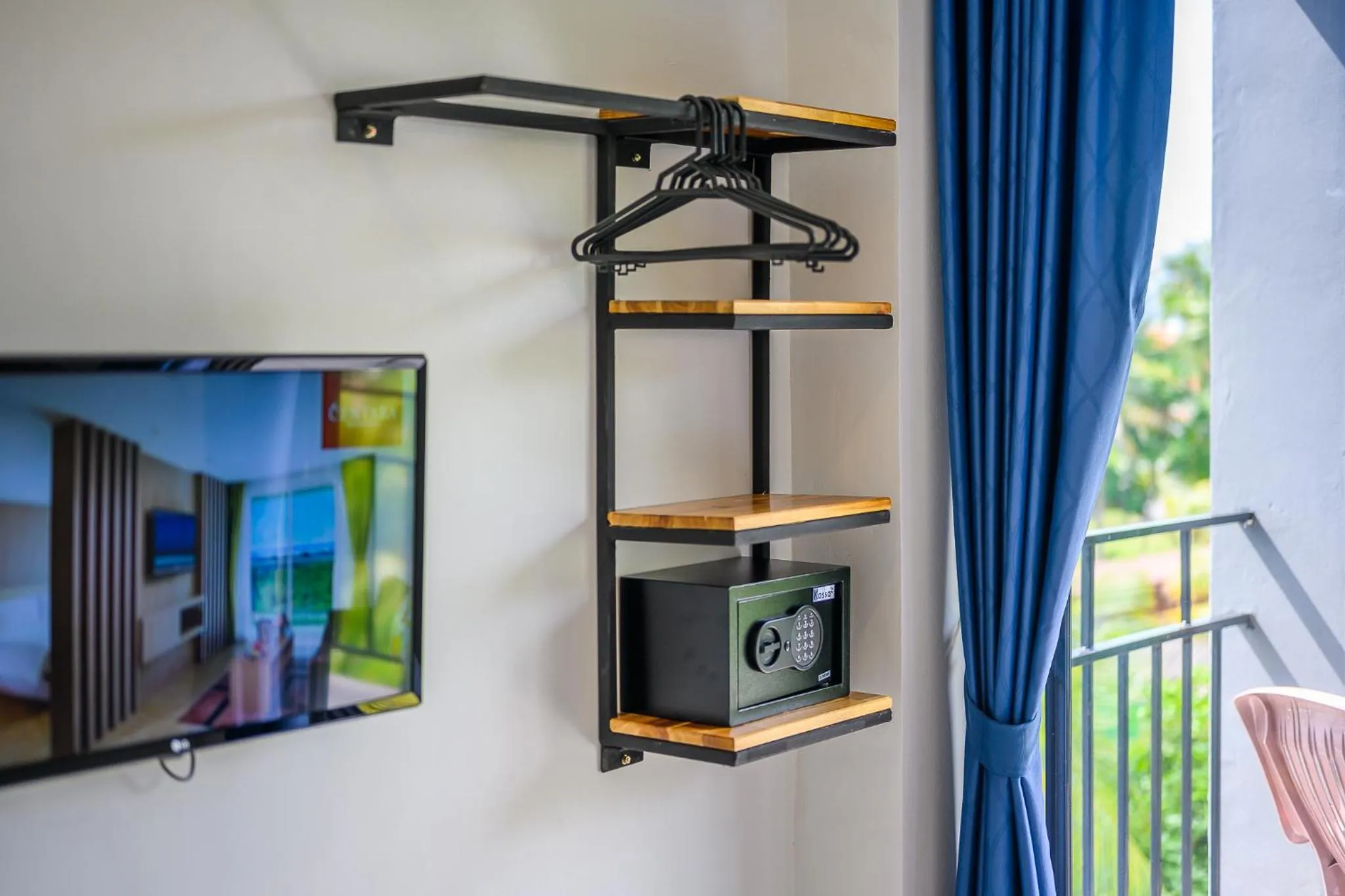 TV and multimedia in Maikhao Hotel, Phuket