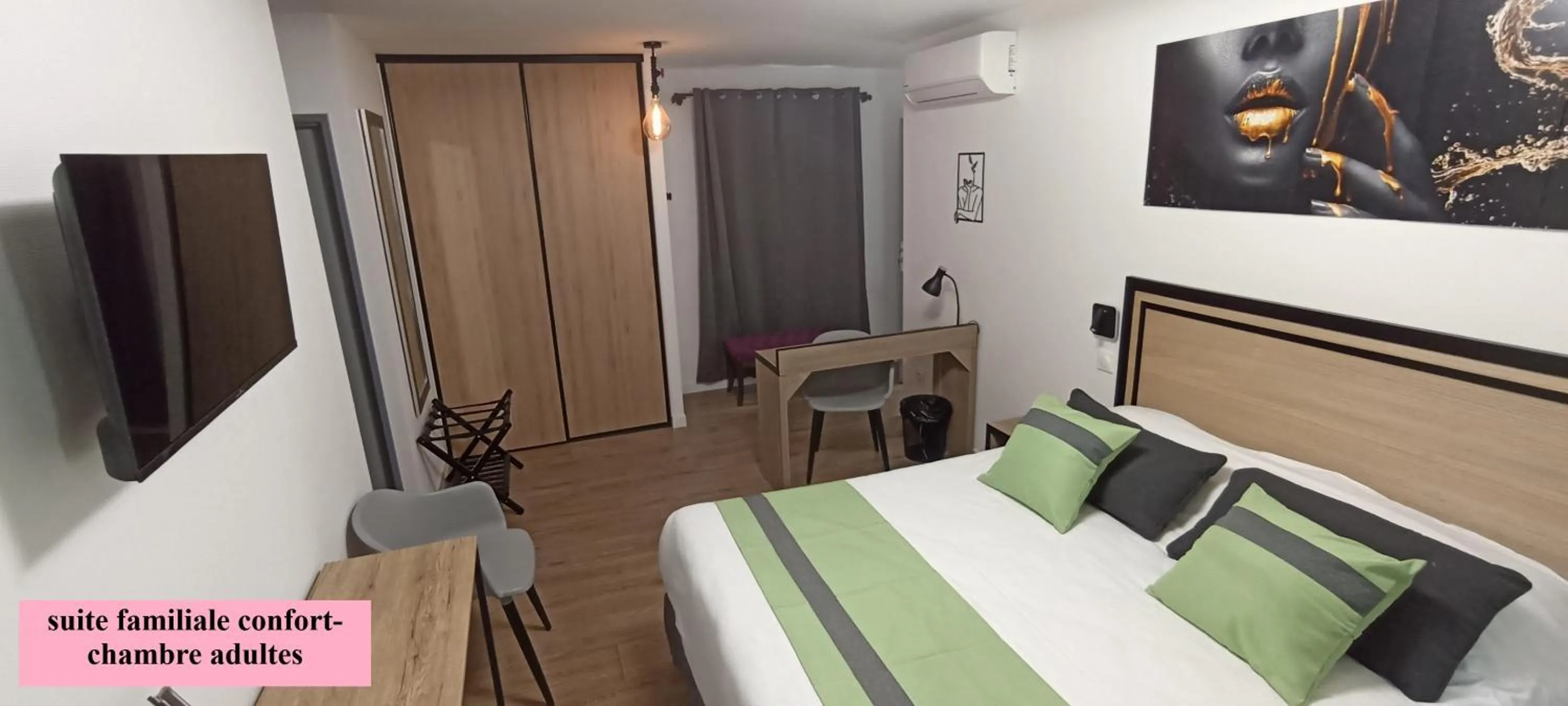 Photo of the whole room, Bed in Hôtel Le Clos Badan