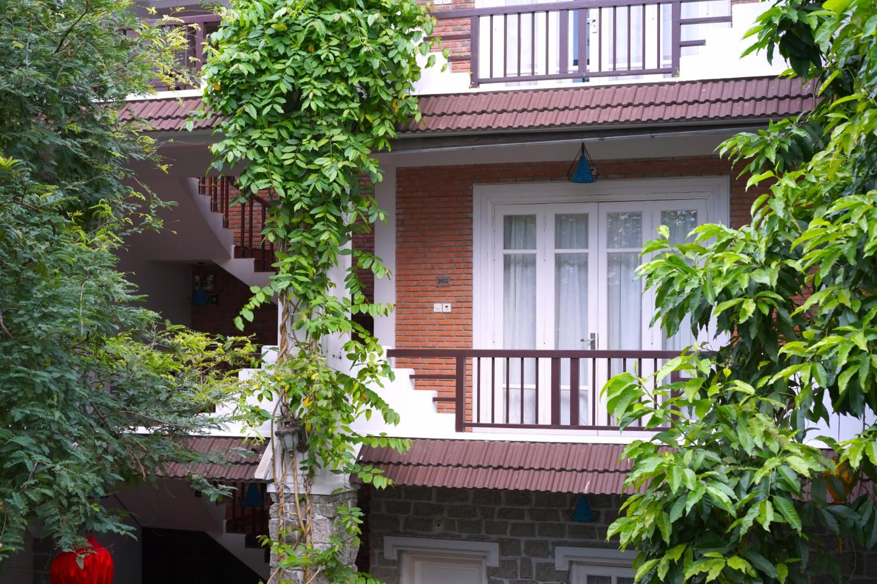 On site in Ancient Garden Boutique Hoi An