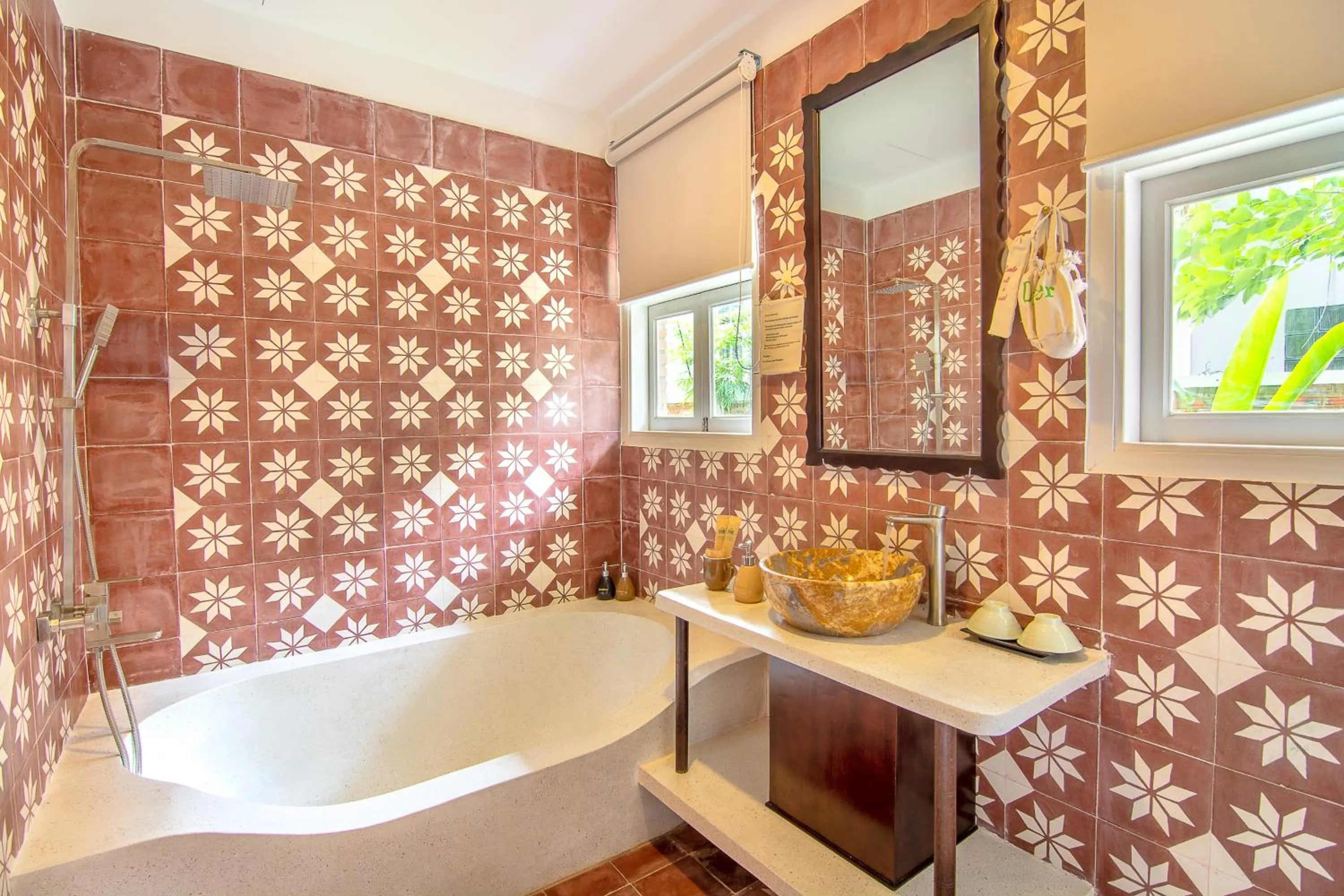 Bathroom in Blooms Boutique Village