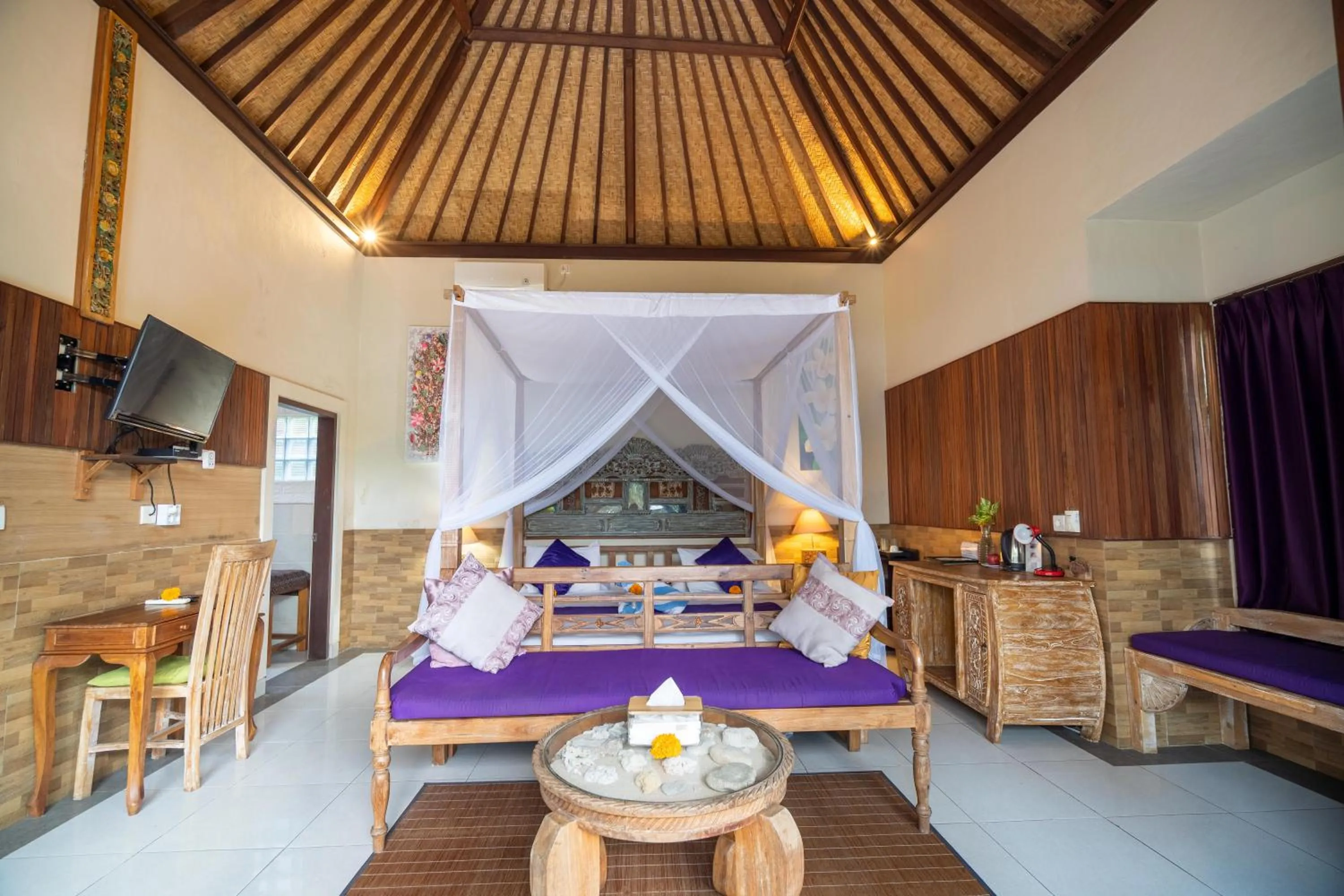 Photo of the whole room, Bed in Taluh Bebek Ubud Private Villas