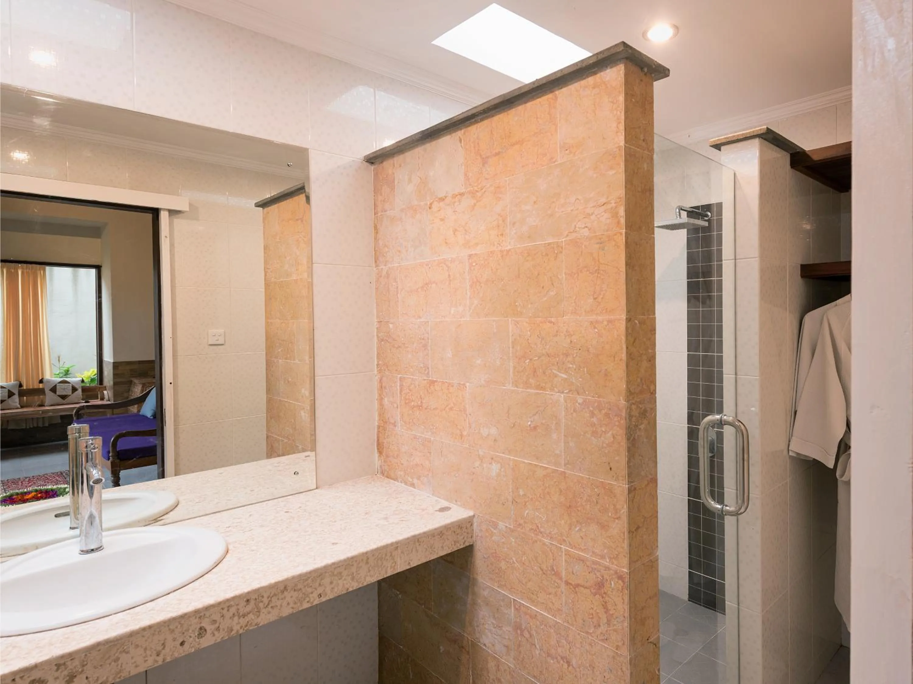 Shower in Taluh Bebek Ubud Private Villas