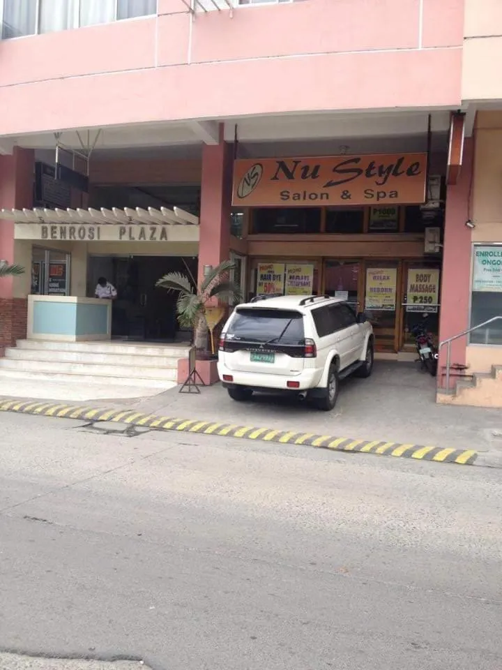 EKONUMI ROOMS at Moonwalk Paranaque