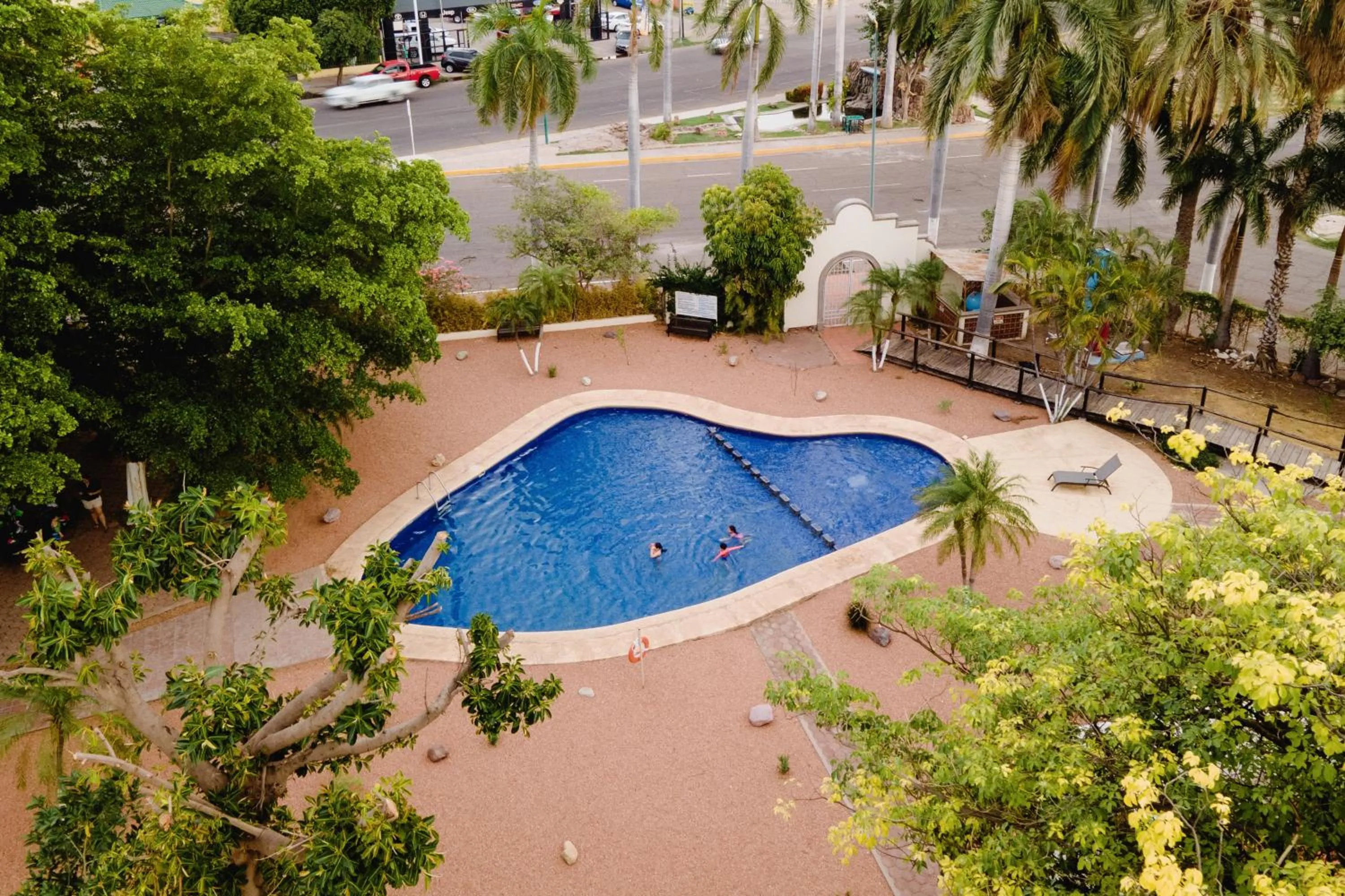 Swimming pool in Best Western Plus San Jorge