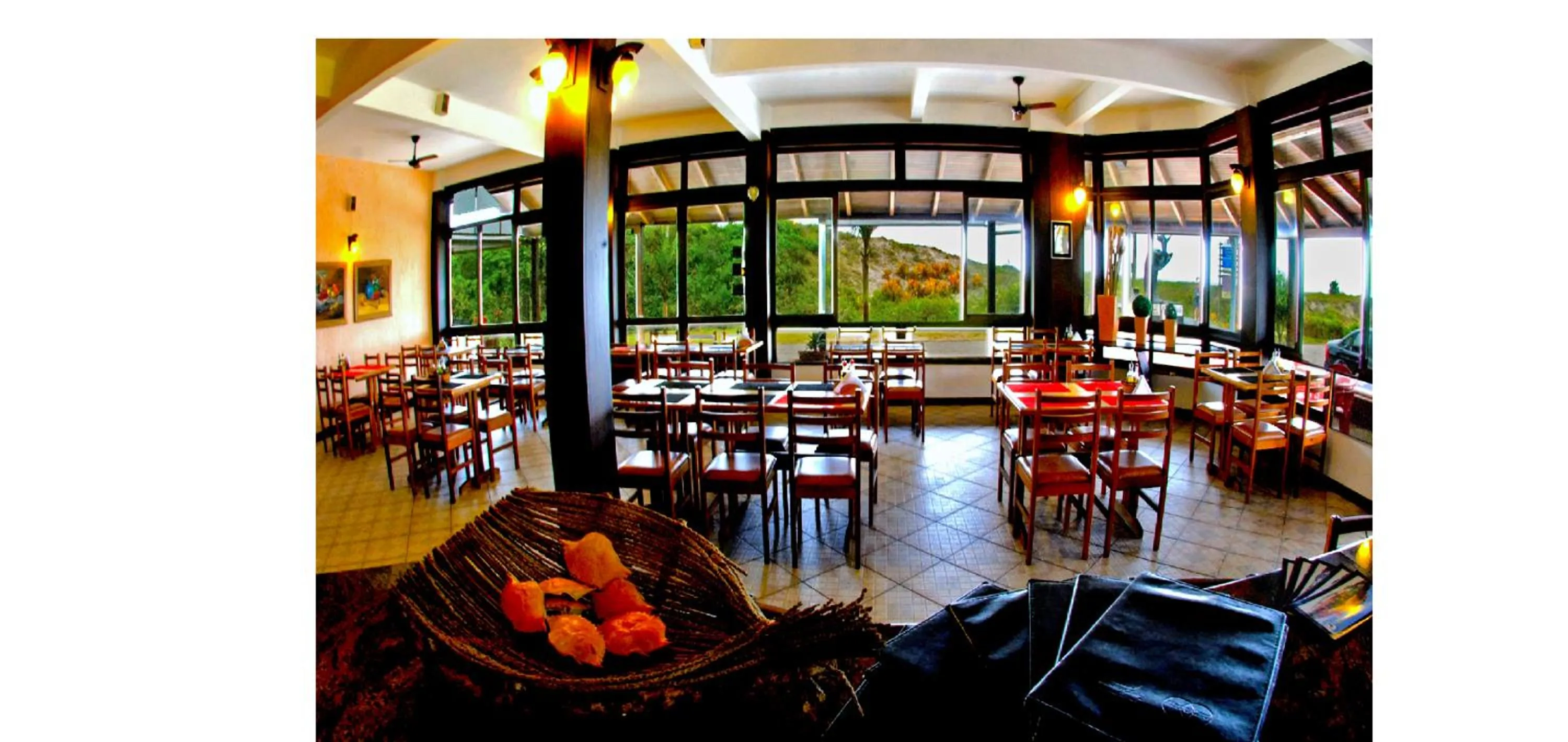 Restaurant/places to eat in Ferrujão Pousada e Restaurante