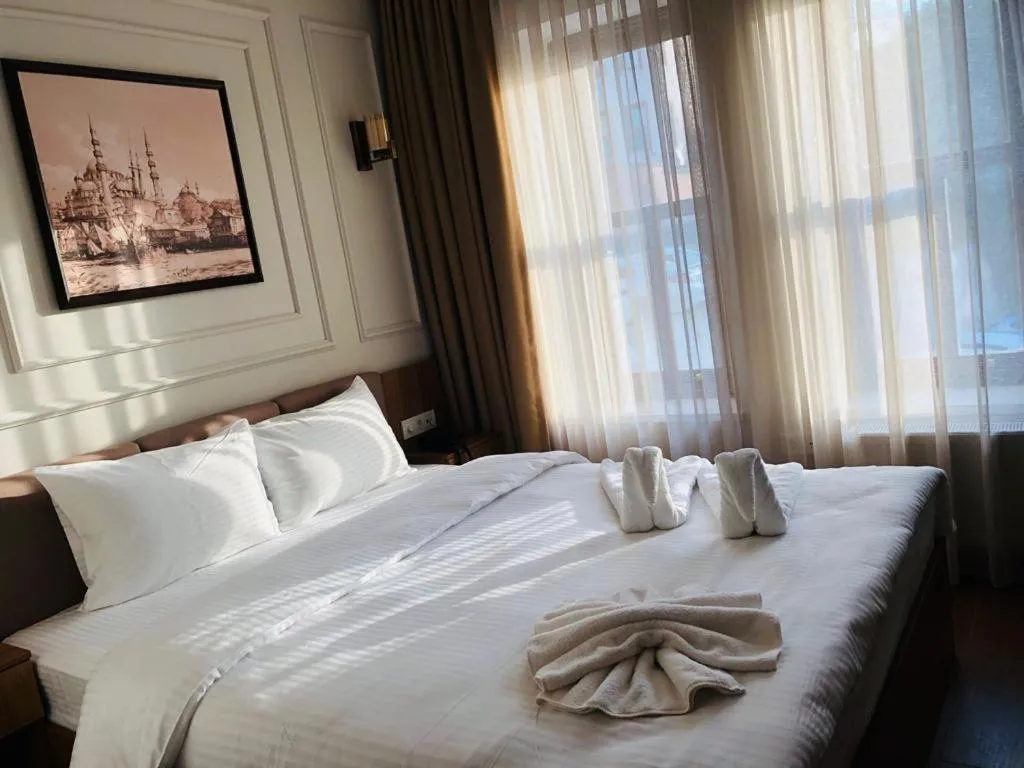 Bed in Burckin Suleymaniye hotel