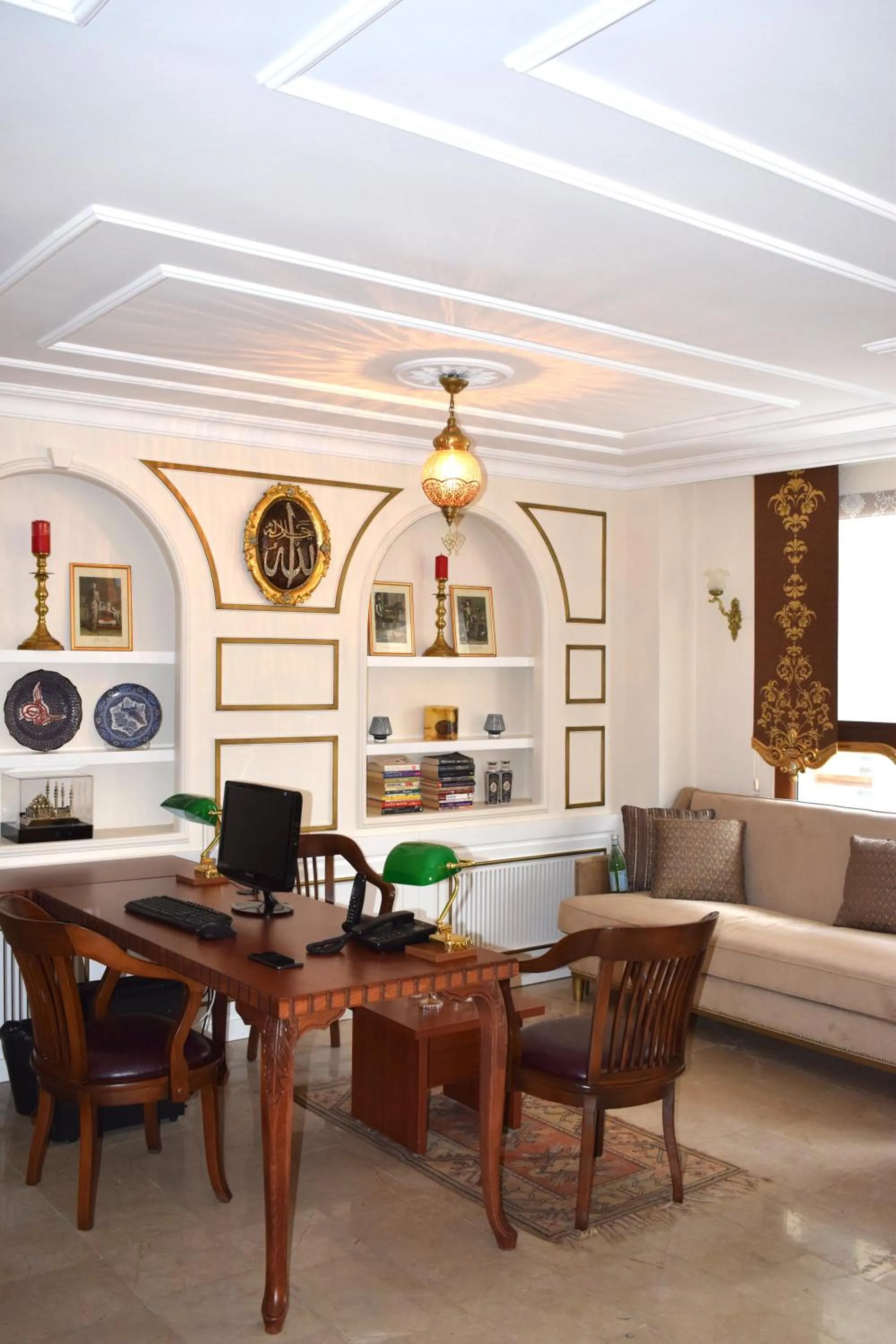 Lobby or reception in Burckin Suleymaniye hotel