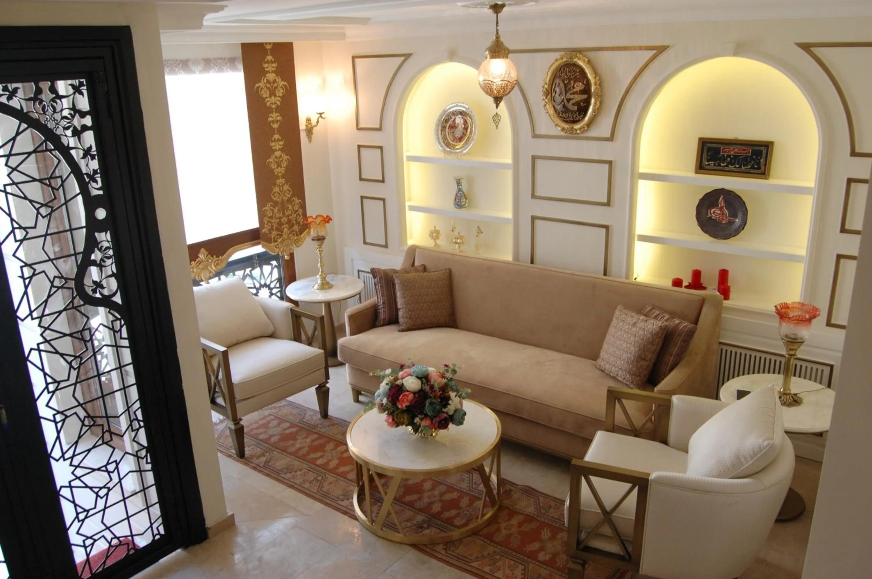 Lobby or reception in Burckin Suleymaniye hotel