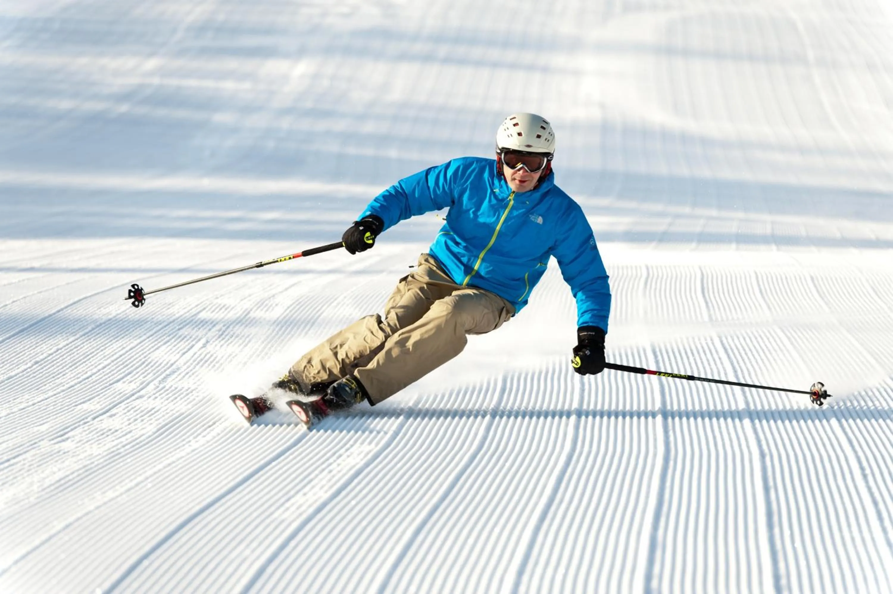 People in The Black Bear Lodge at Stratton Mountain Resort