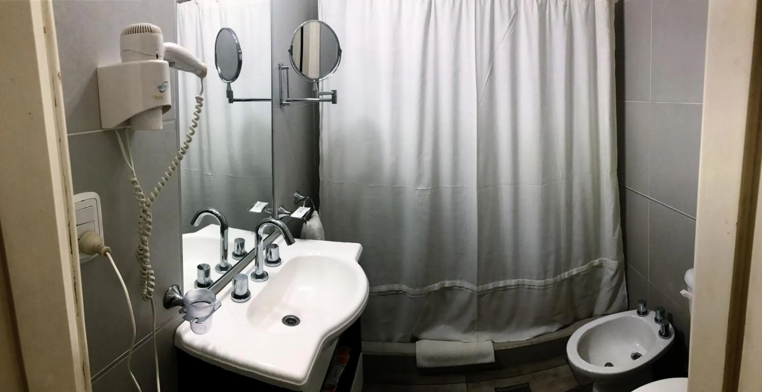 Bathroom in Gran Hotel Miglierina