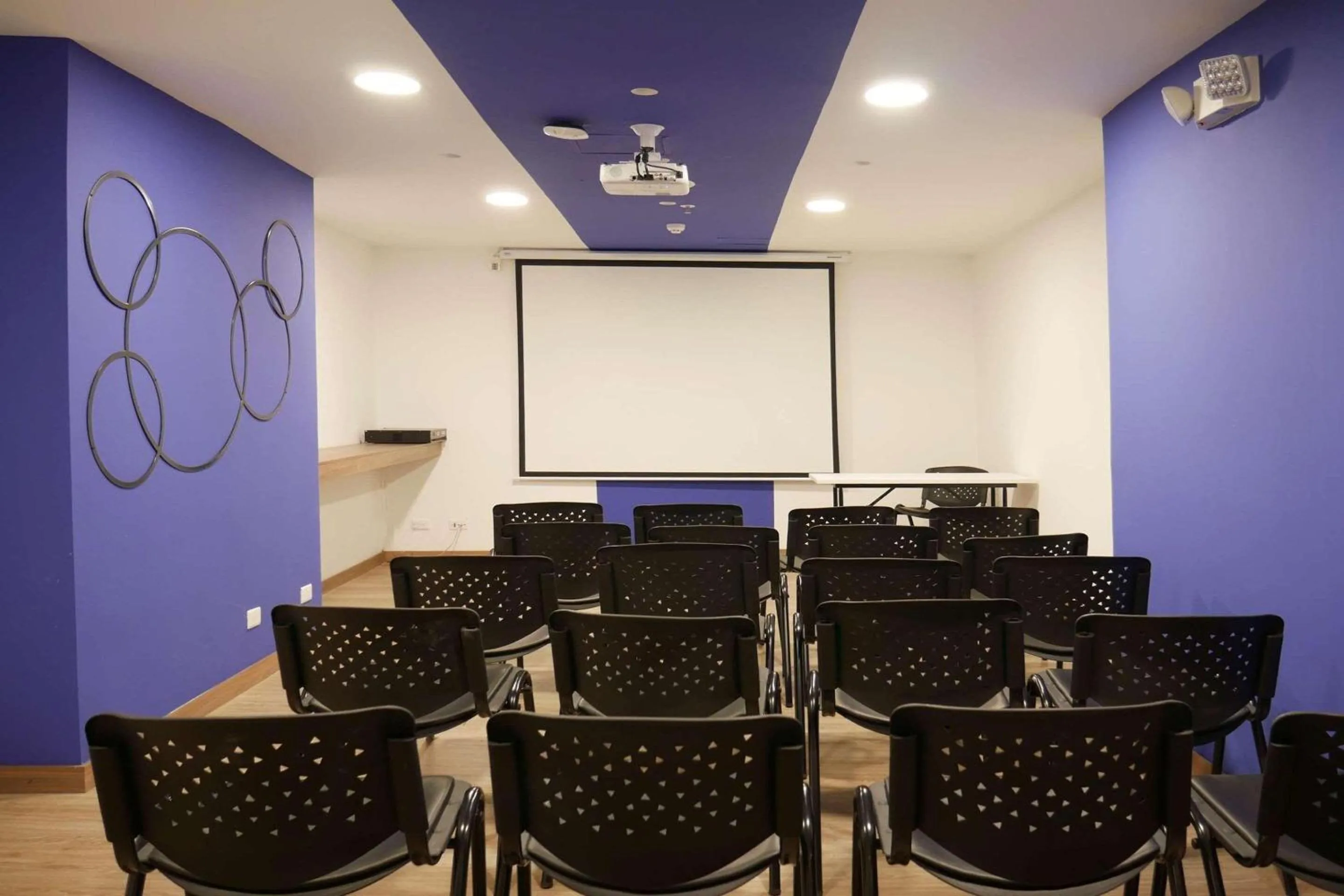 Meeting/conference room in Park Inn by Radisson Quito
