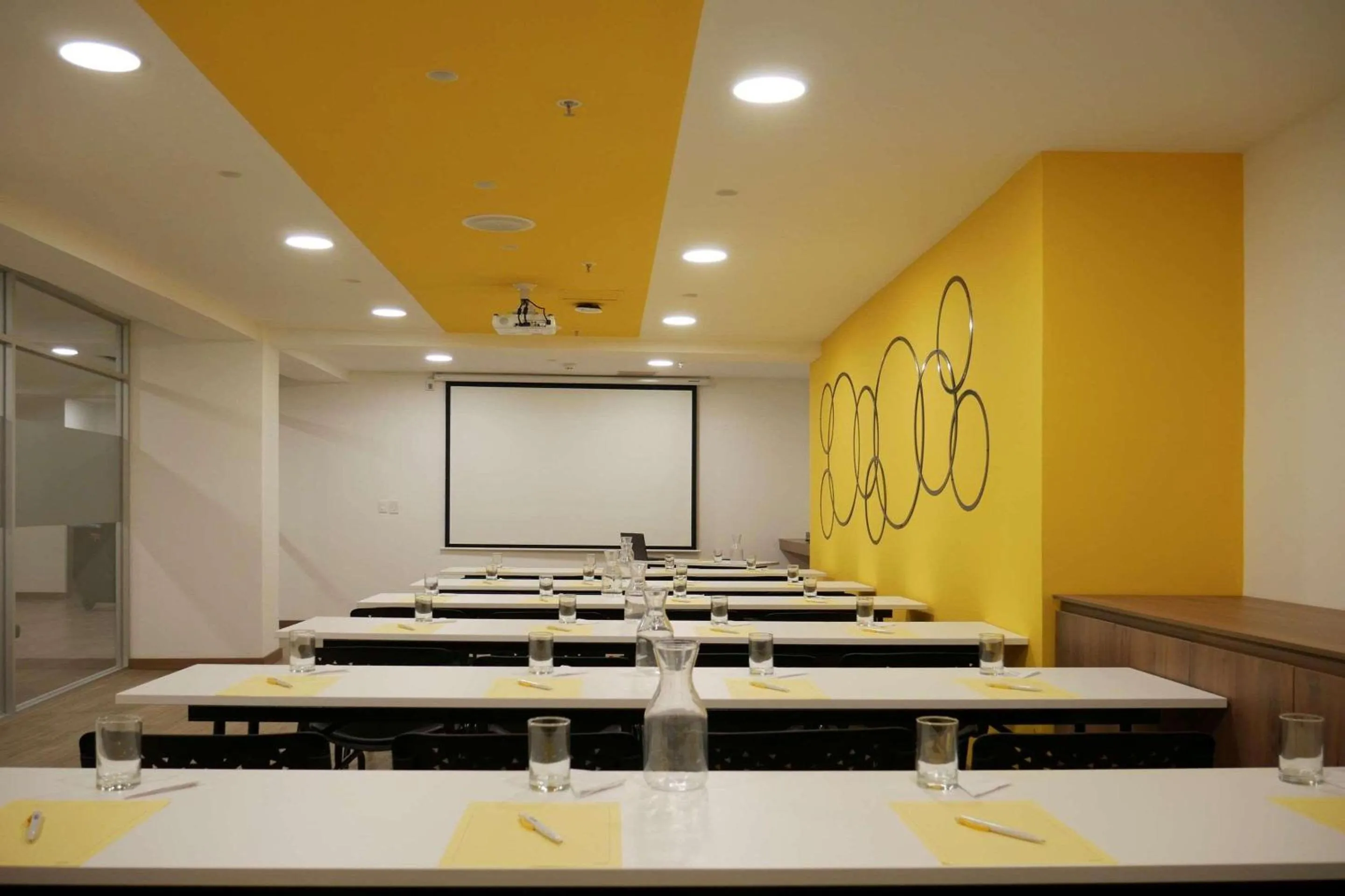 Meeting/conference room in Park Inn by Radisson Quito