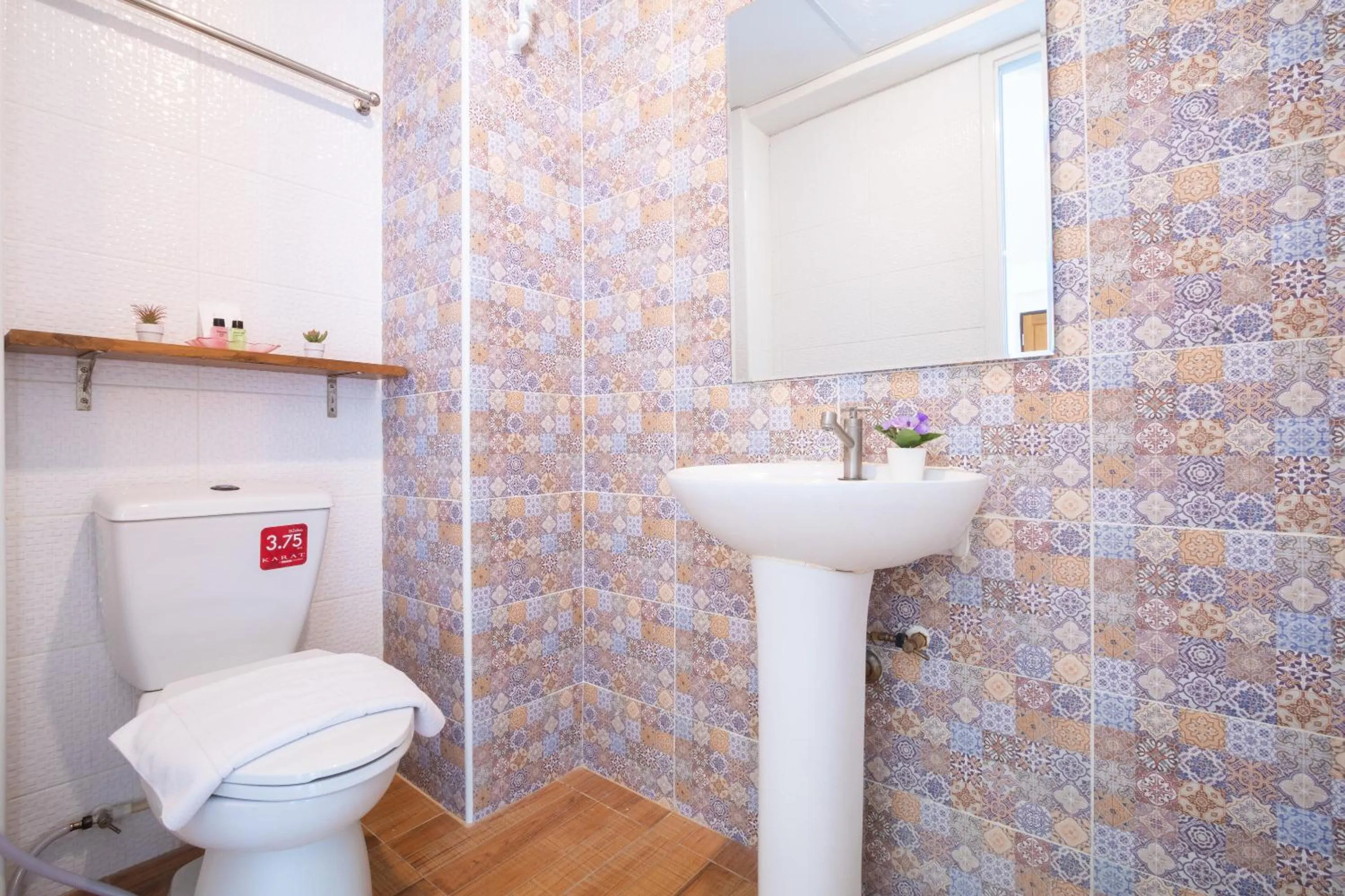 Bathroom in Sweetloft Hotel Don Muang