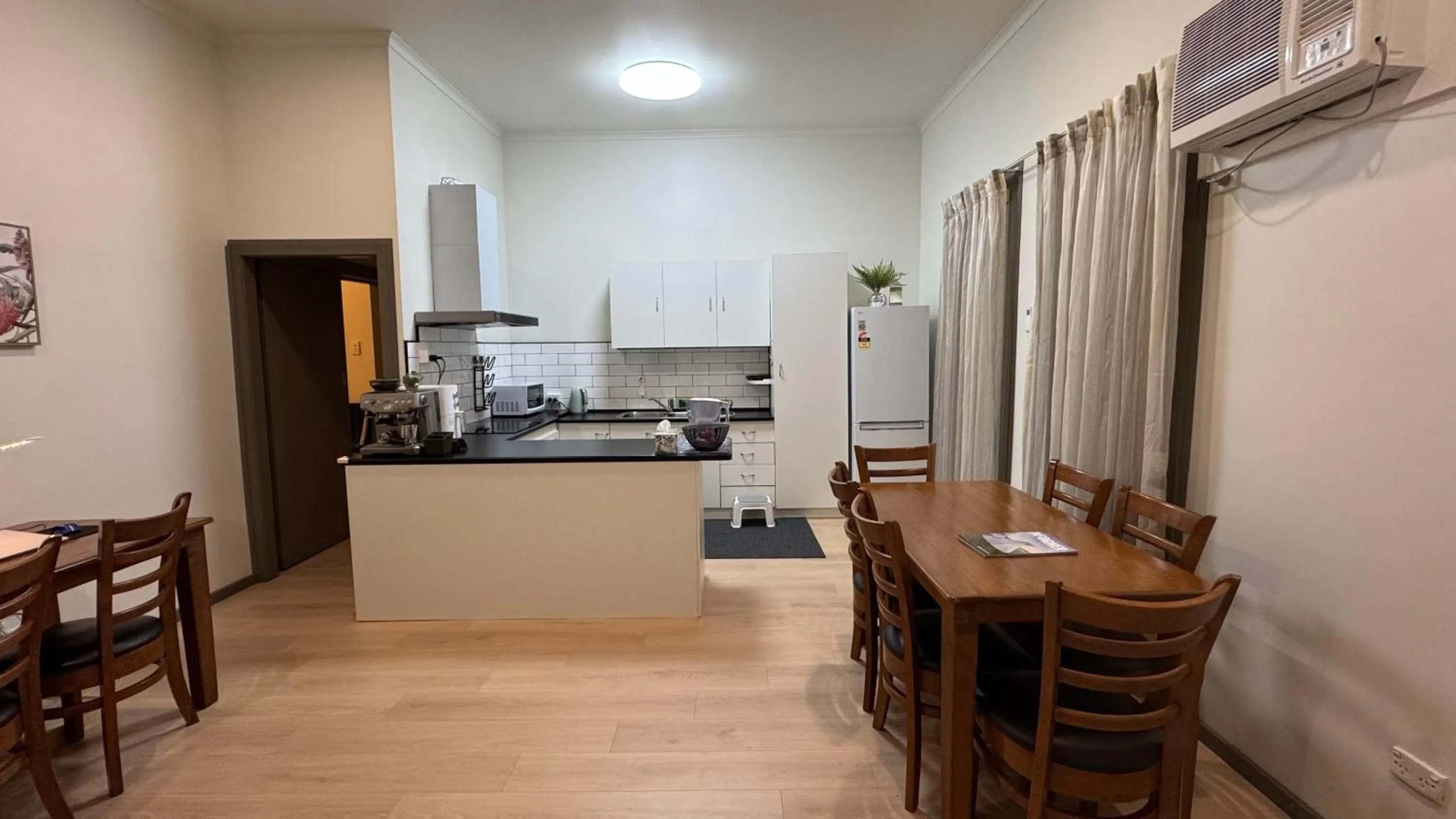 Living room in Diamond House Motor Inn