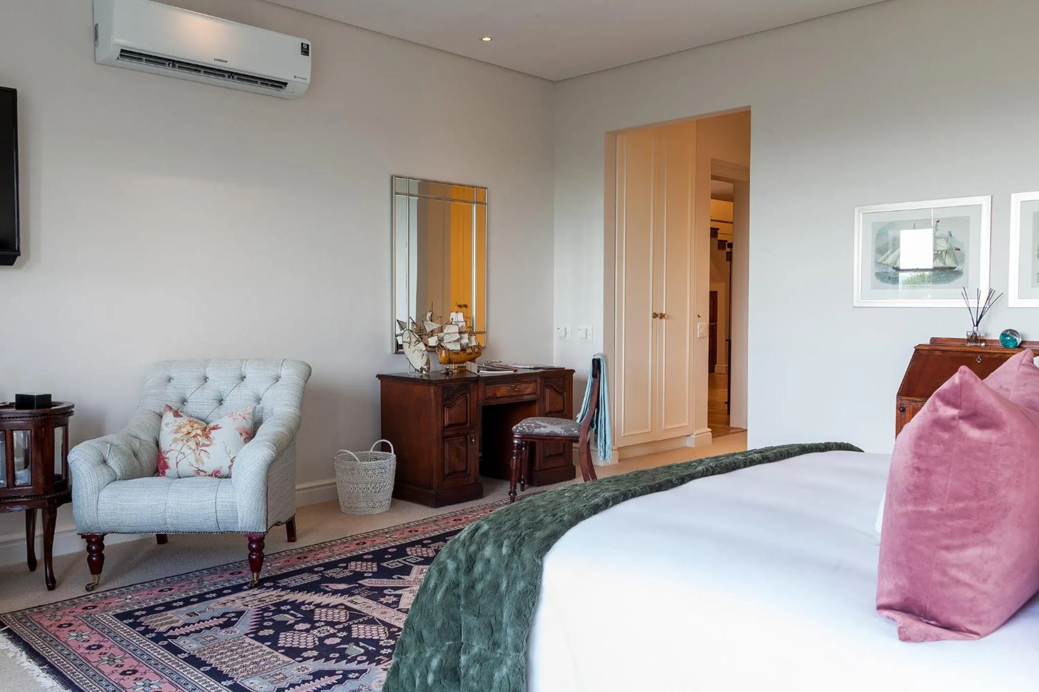 Bed in Tintswalo Boulders