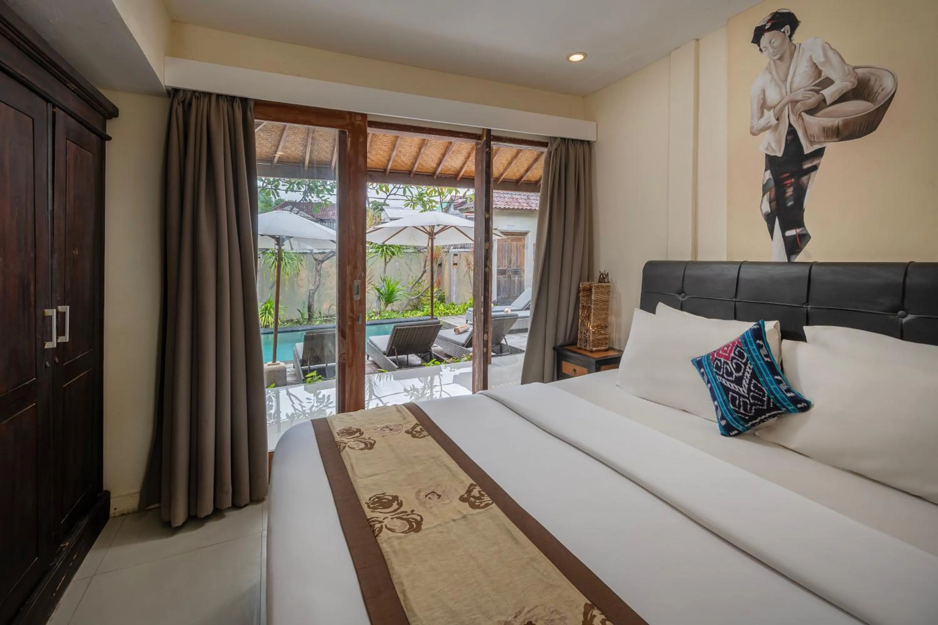 Bed in The Lakshmi Villas by The Beach House