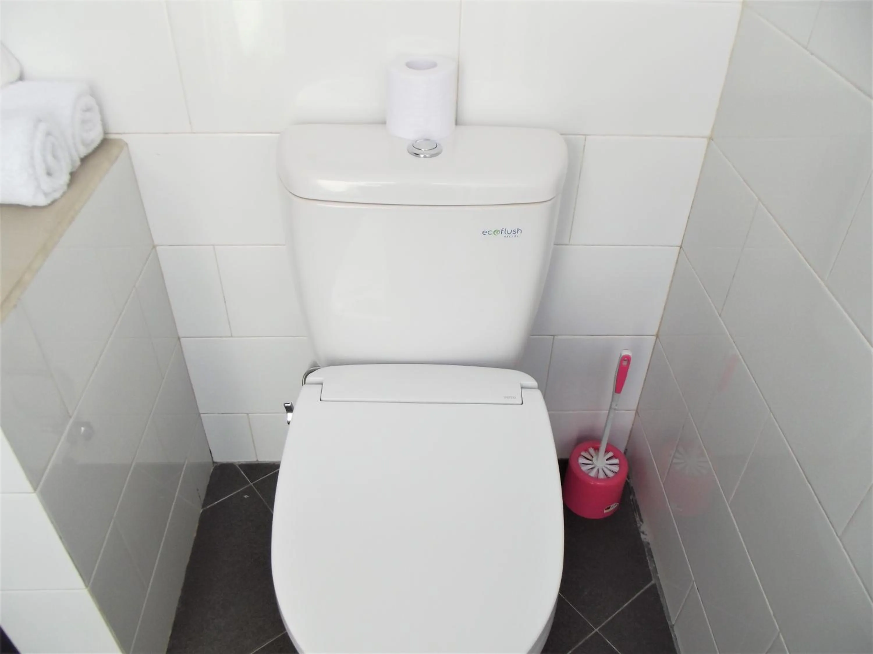 Toilet in The Lakshmi Villas by The Beach House