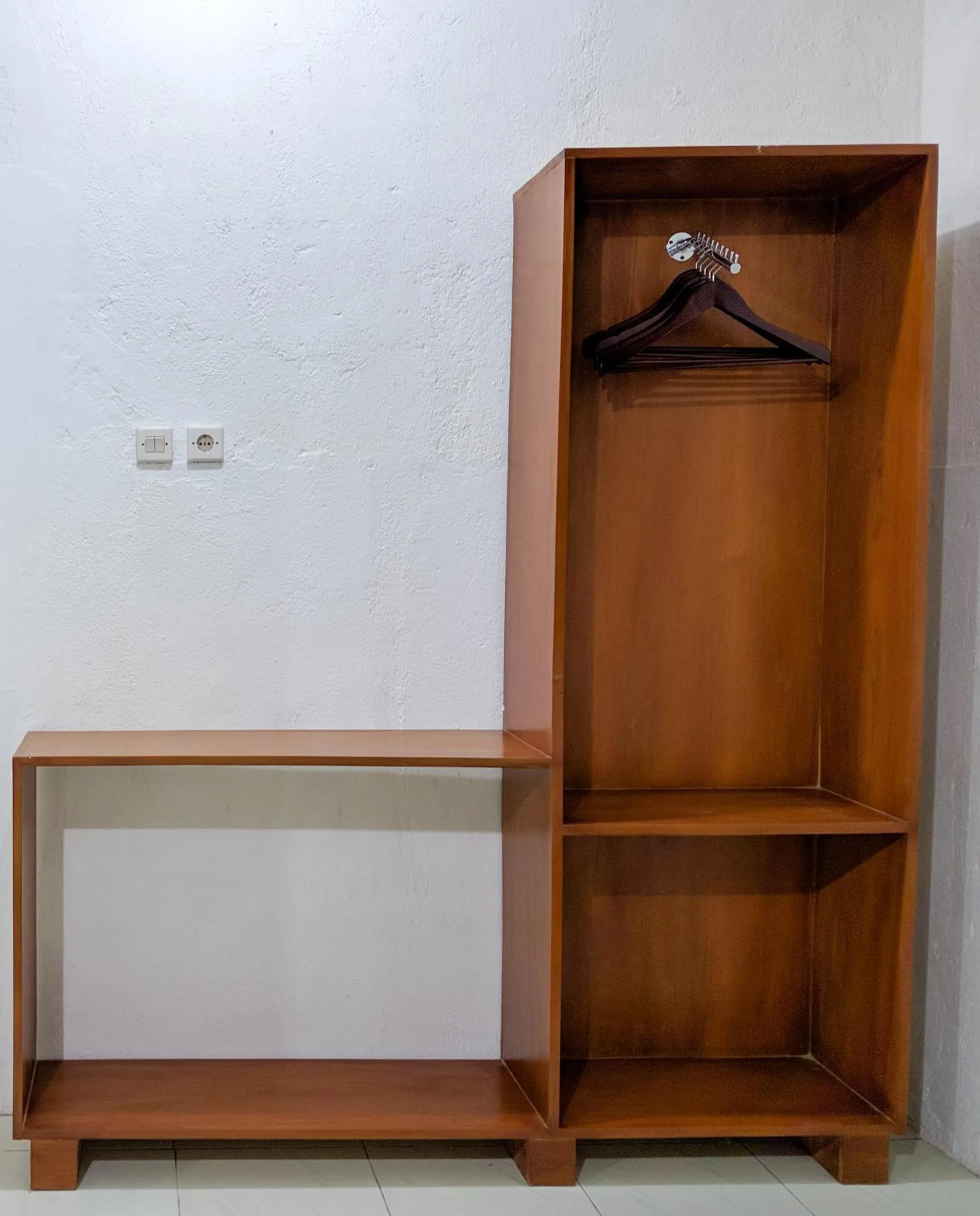 wardrobe in Griya Jagadhaya