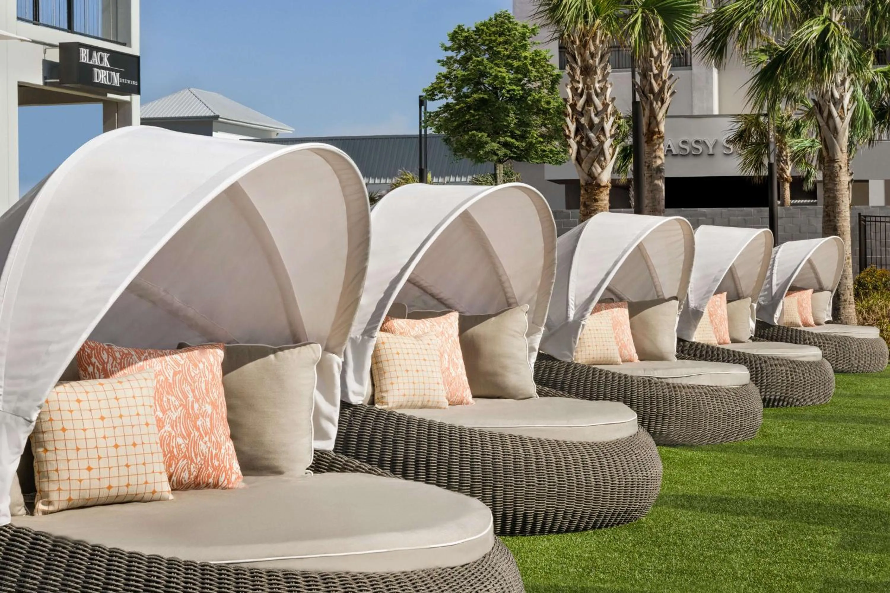 Pool view in Hilton Myrtle Beach Resort