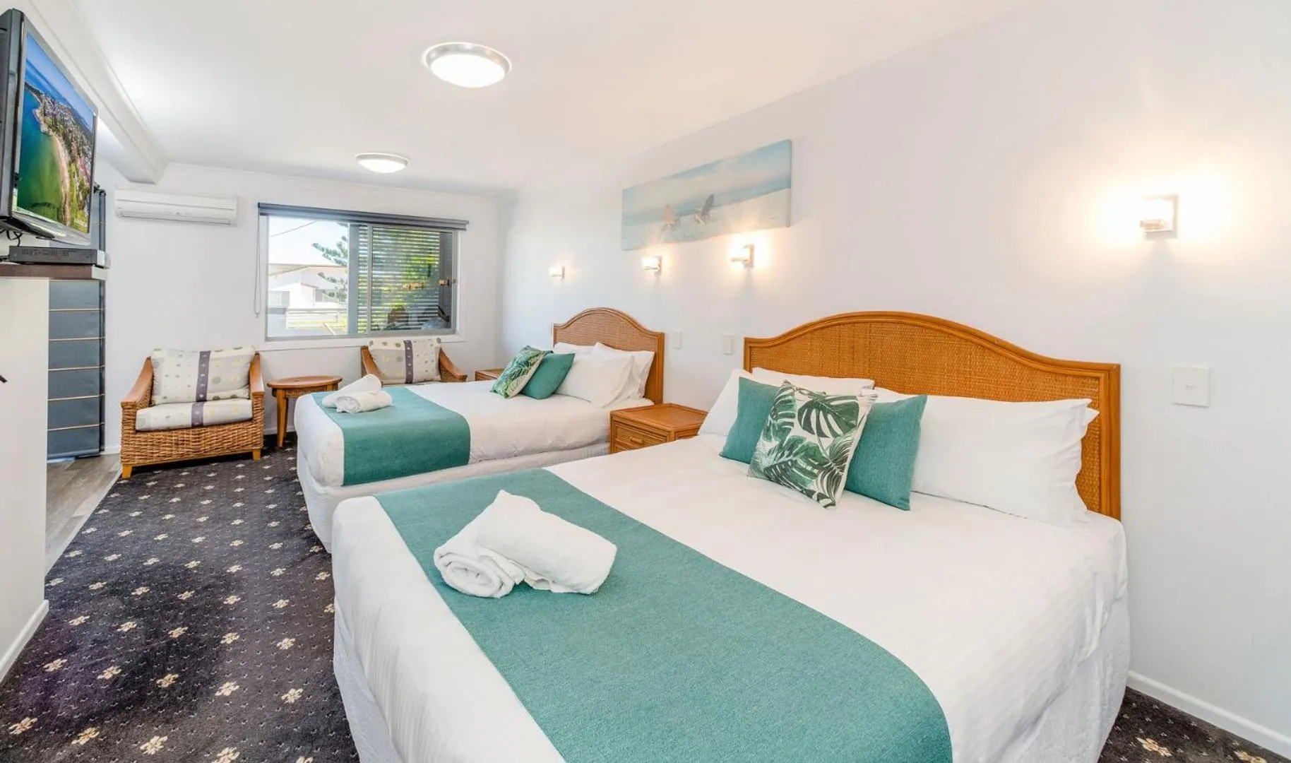 Bedroom, Bed in Adrift Apartments Yamba