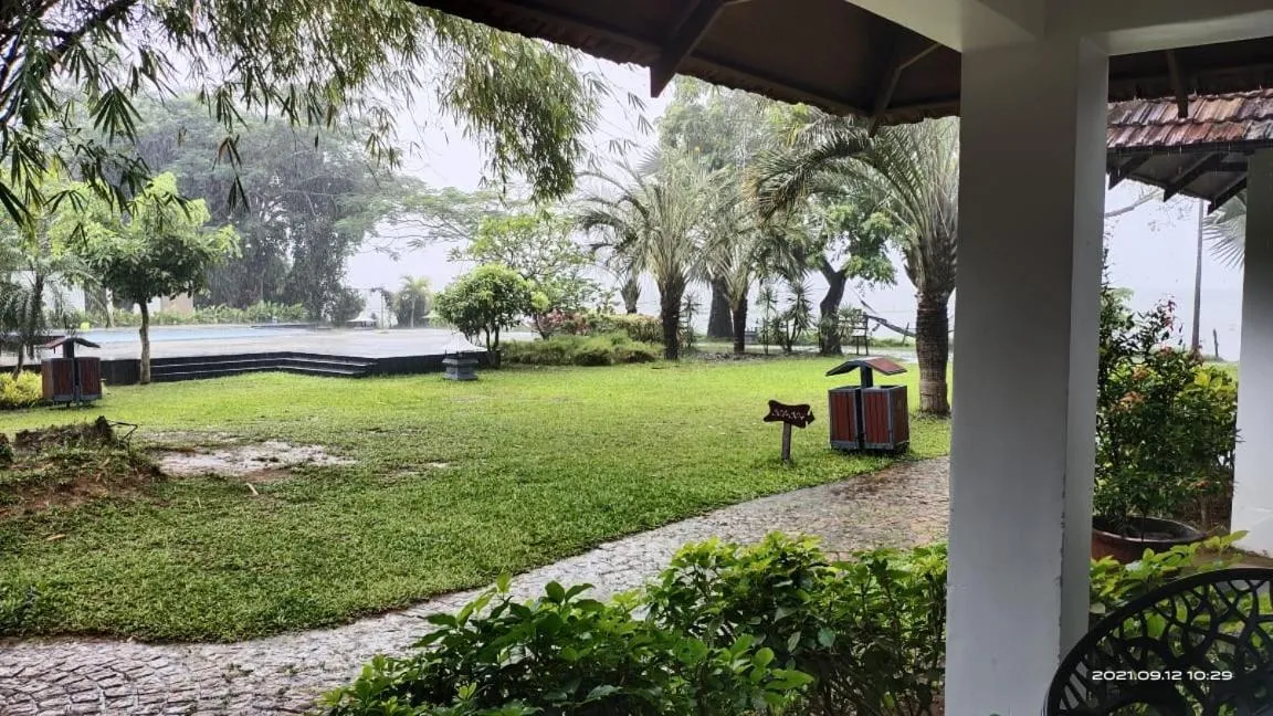 Deshadan Backwater Resort - The best sunrise view