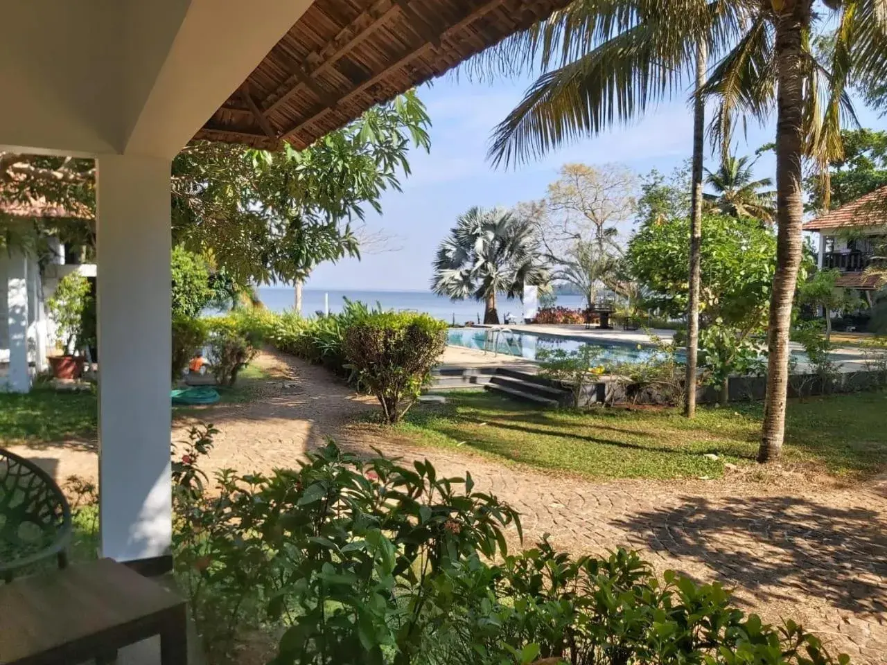 Lake view room in Deshadan Backwater Resort - The best sunrise view Lake view room in Deshadan Backwater Resort - The best sunrise view