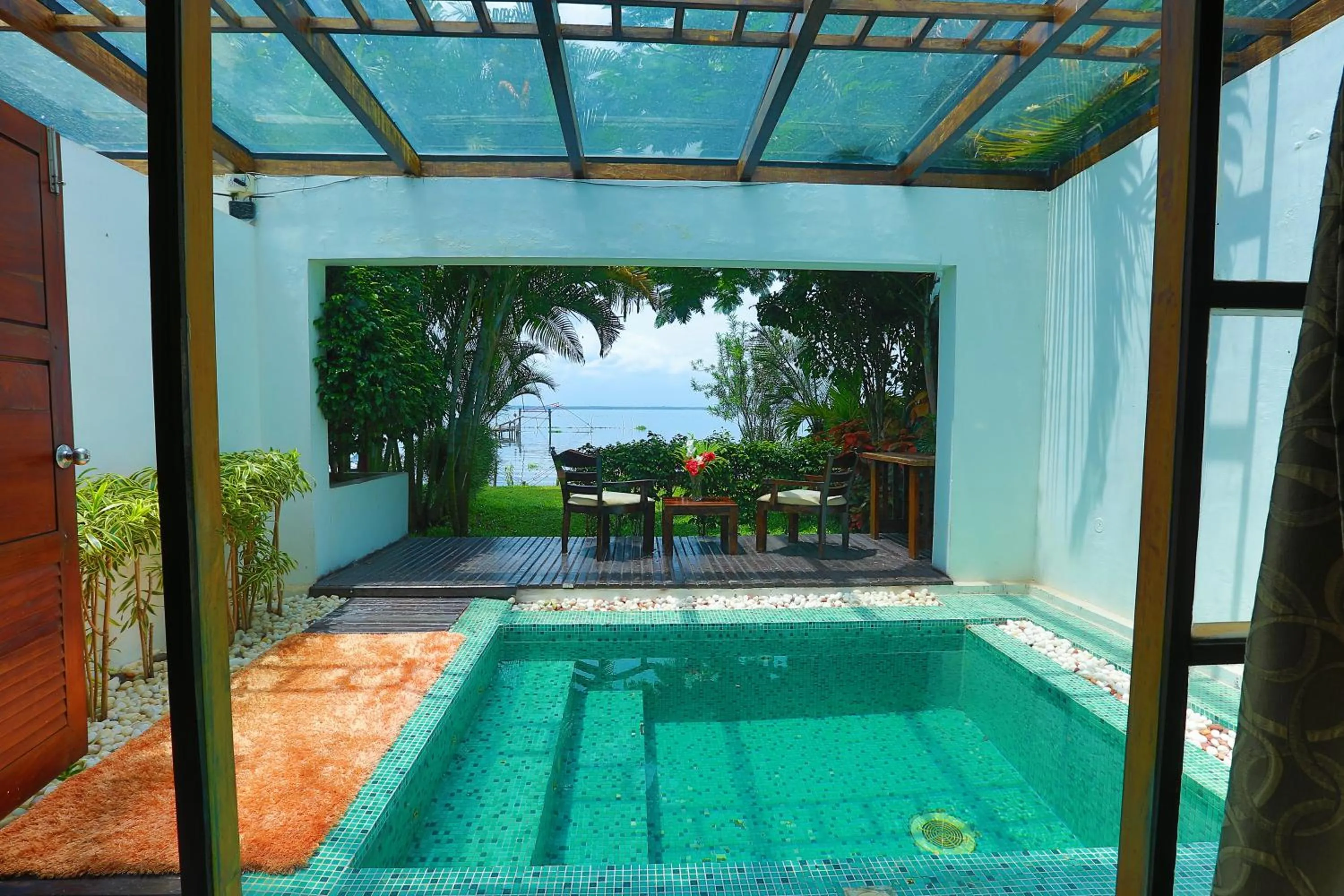 Pool view in Deshadan Backwater Resort - The best sunrise view