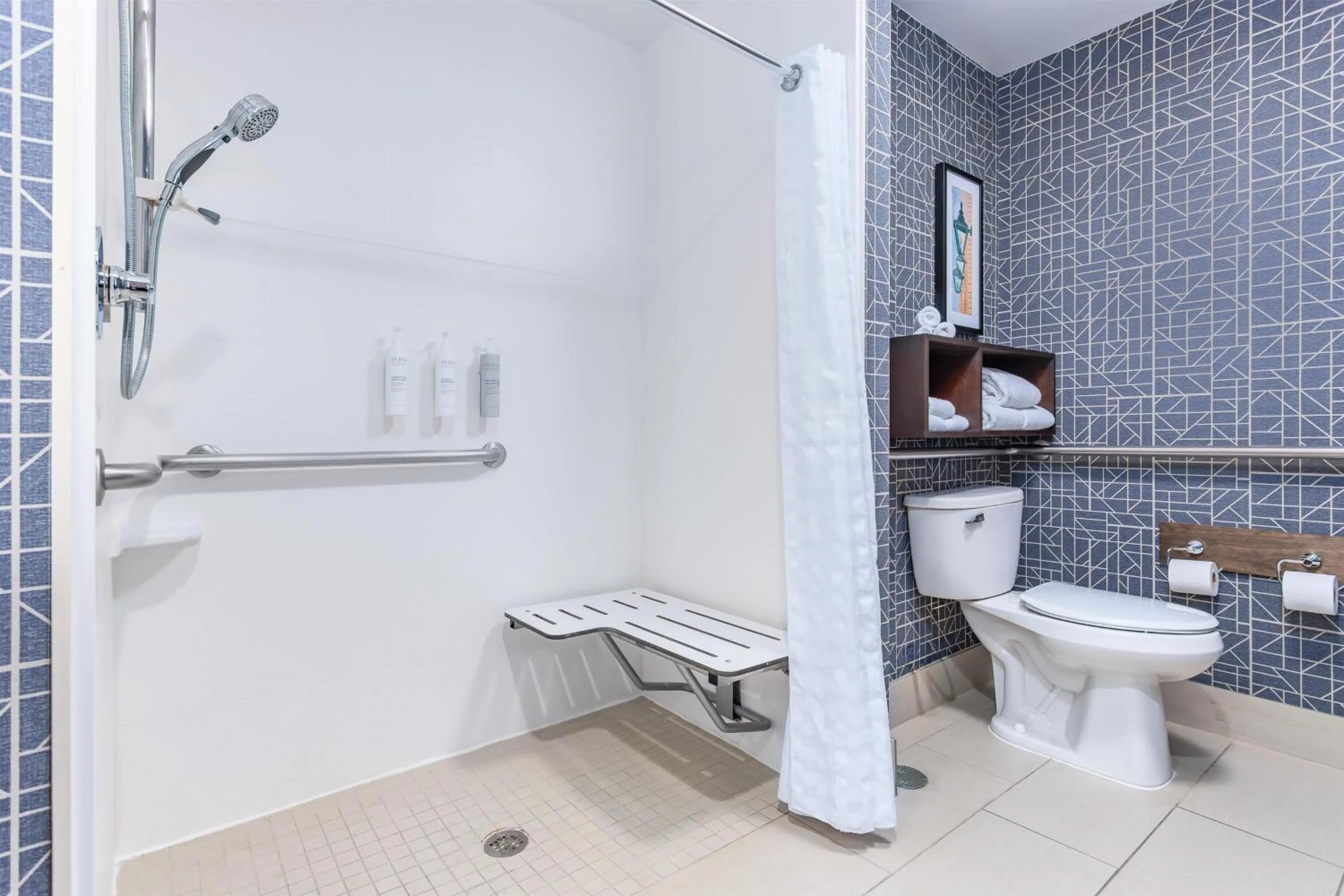 Bathroom in Homewood Suites by Hilton Lexington Fayette Mall
