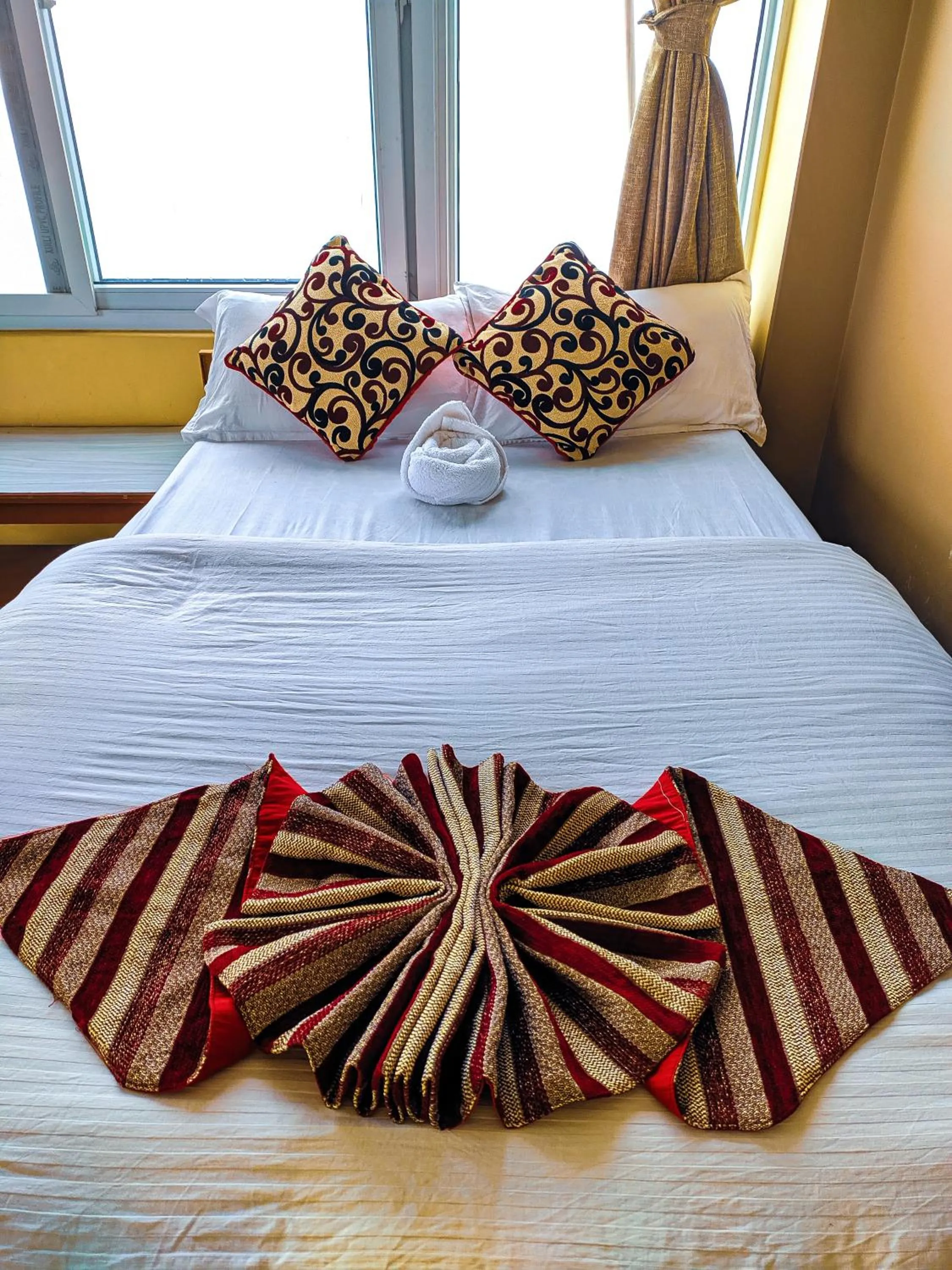 Bed in Hotel High Ground Inn Sarangkot