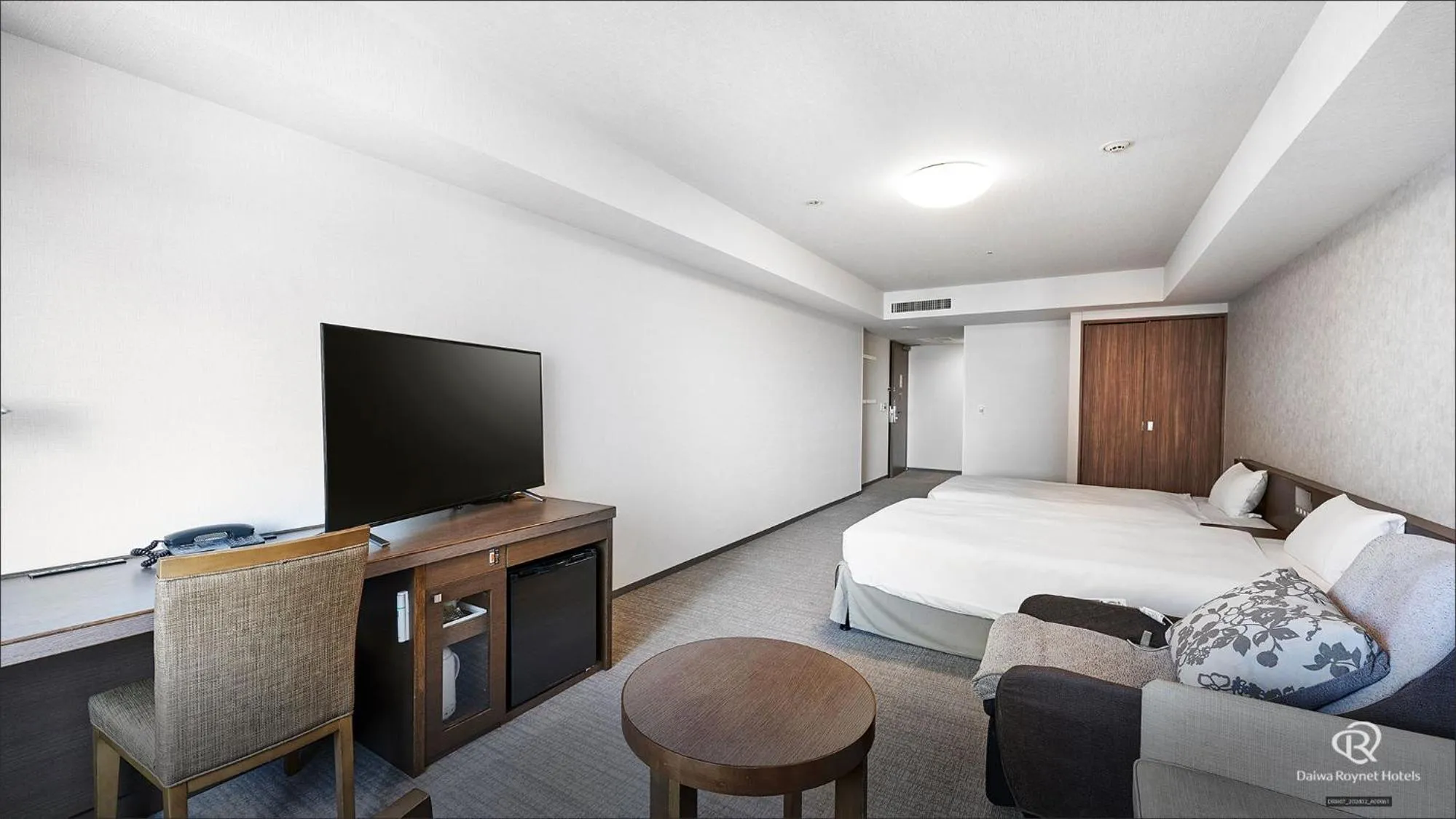 Bed in Daiwa Roynet Hotel Naha Omoromachi