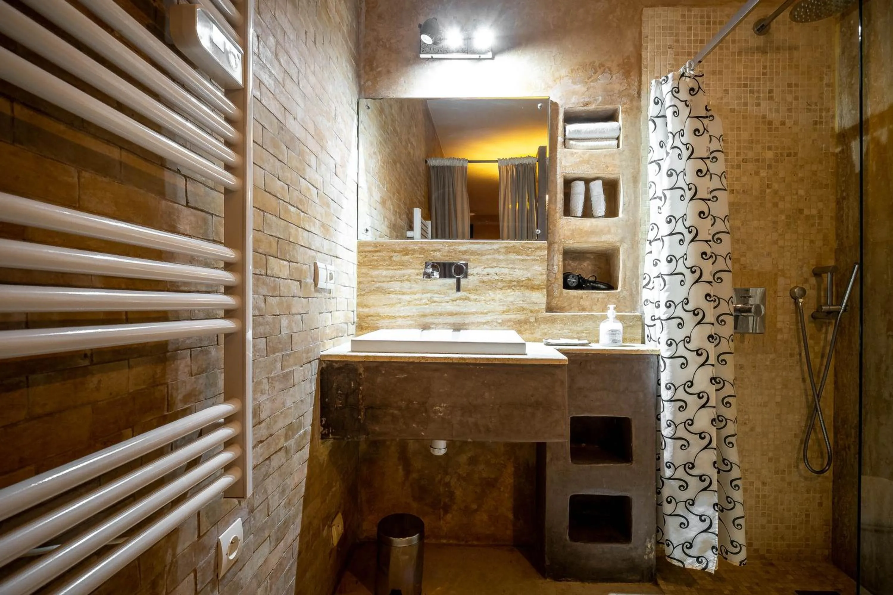 Shower in Riad Vanilla Sma & Spa