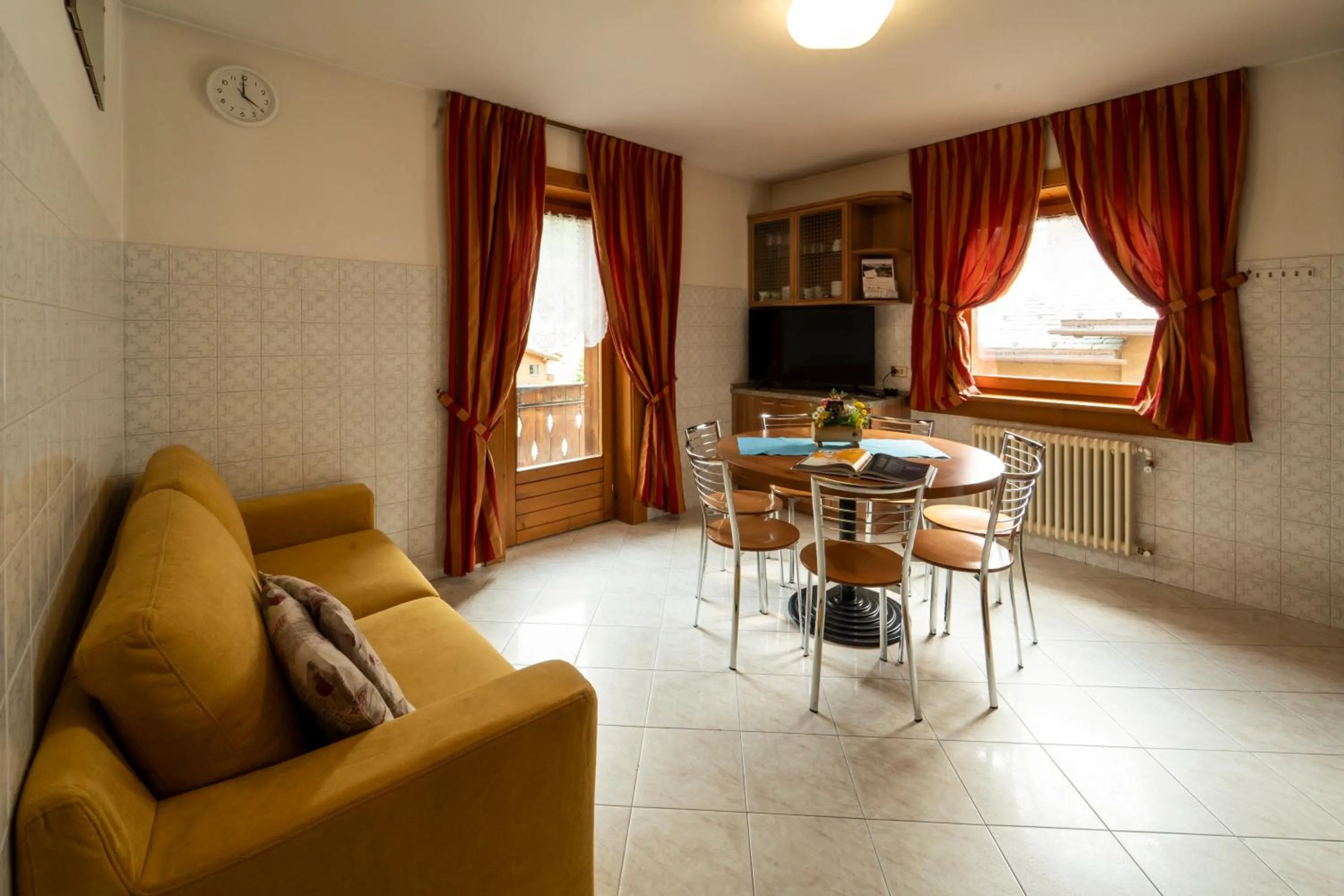 Dining area in Appartamenti Sport 3000