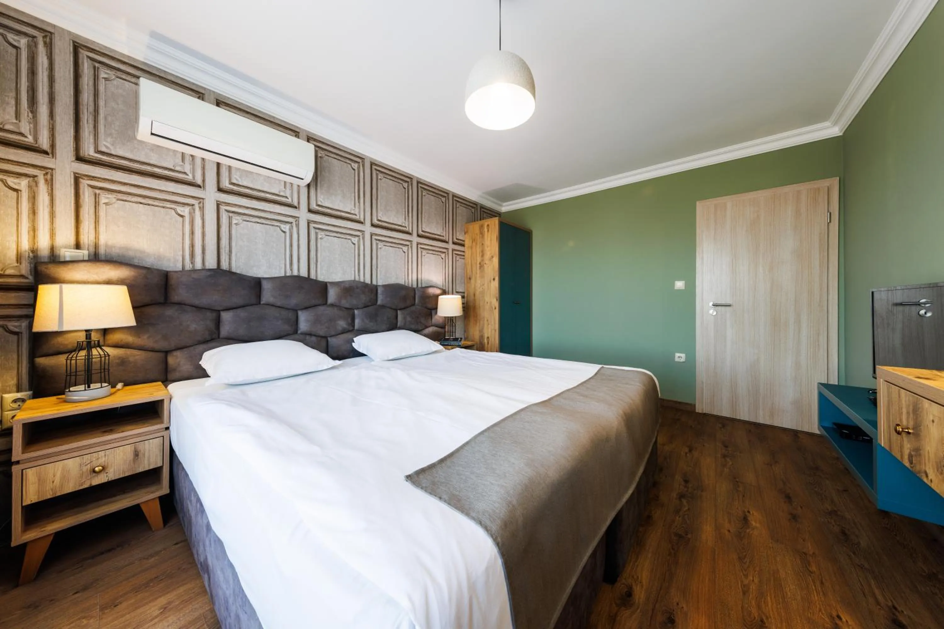 Bed in Avenue Hotel - Free Parking