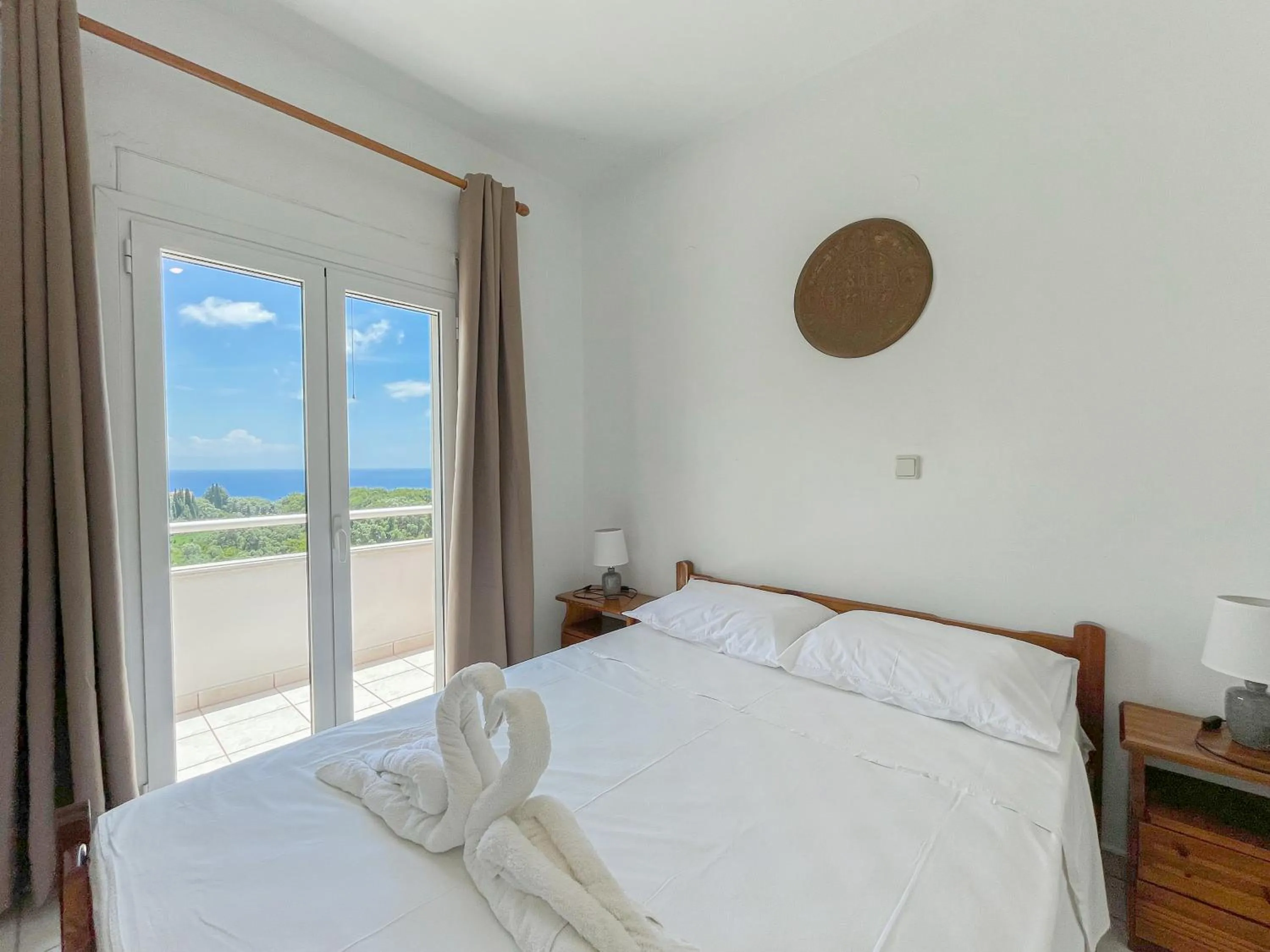 Bed in Amazona Apartments and Studios