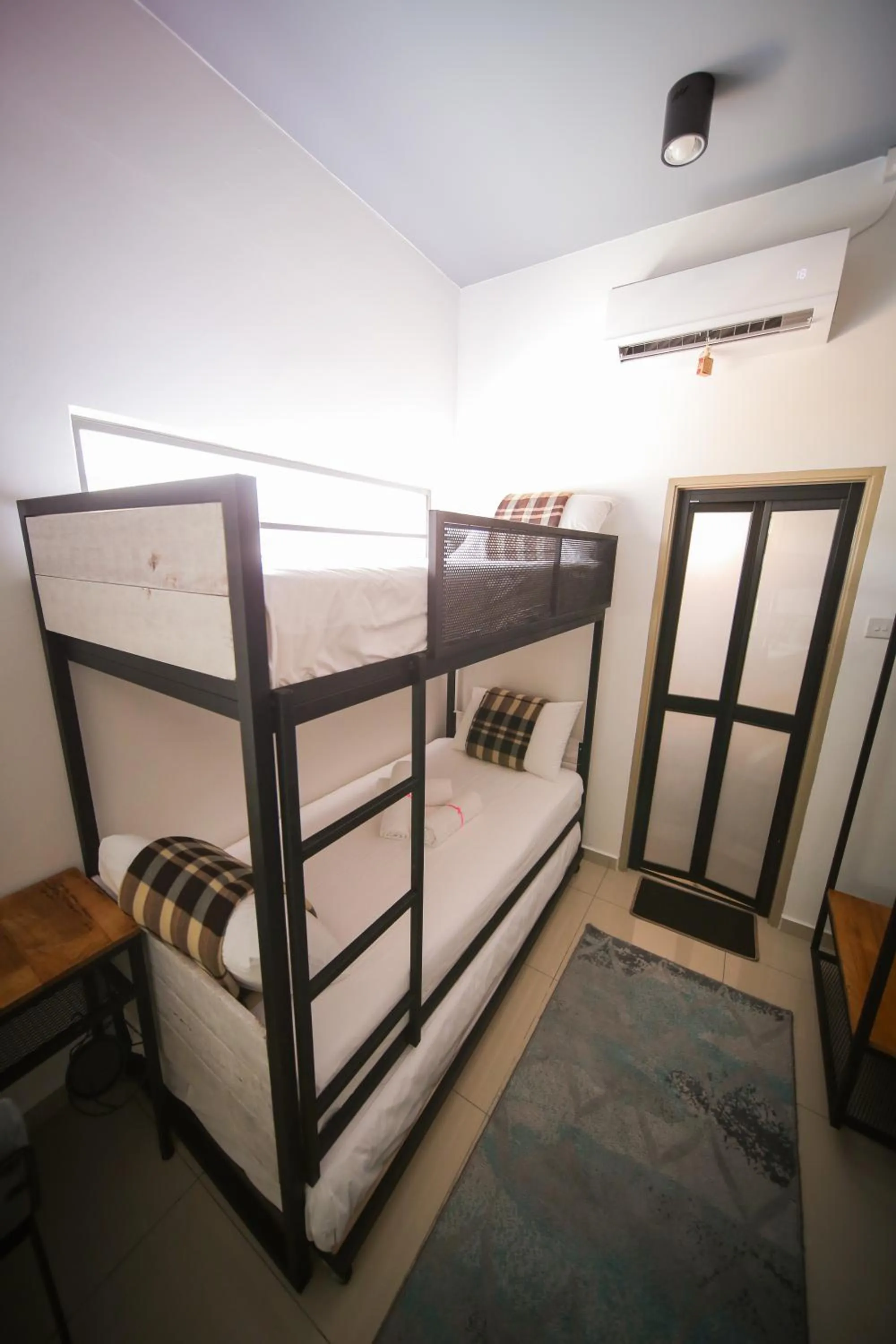 Bed in The Best Hotel in Bayan Lepas - THE LOV PENANG